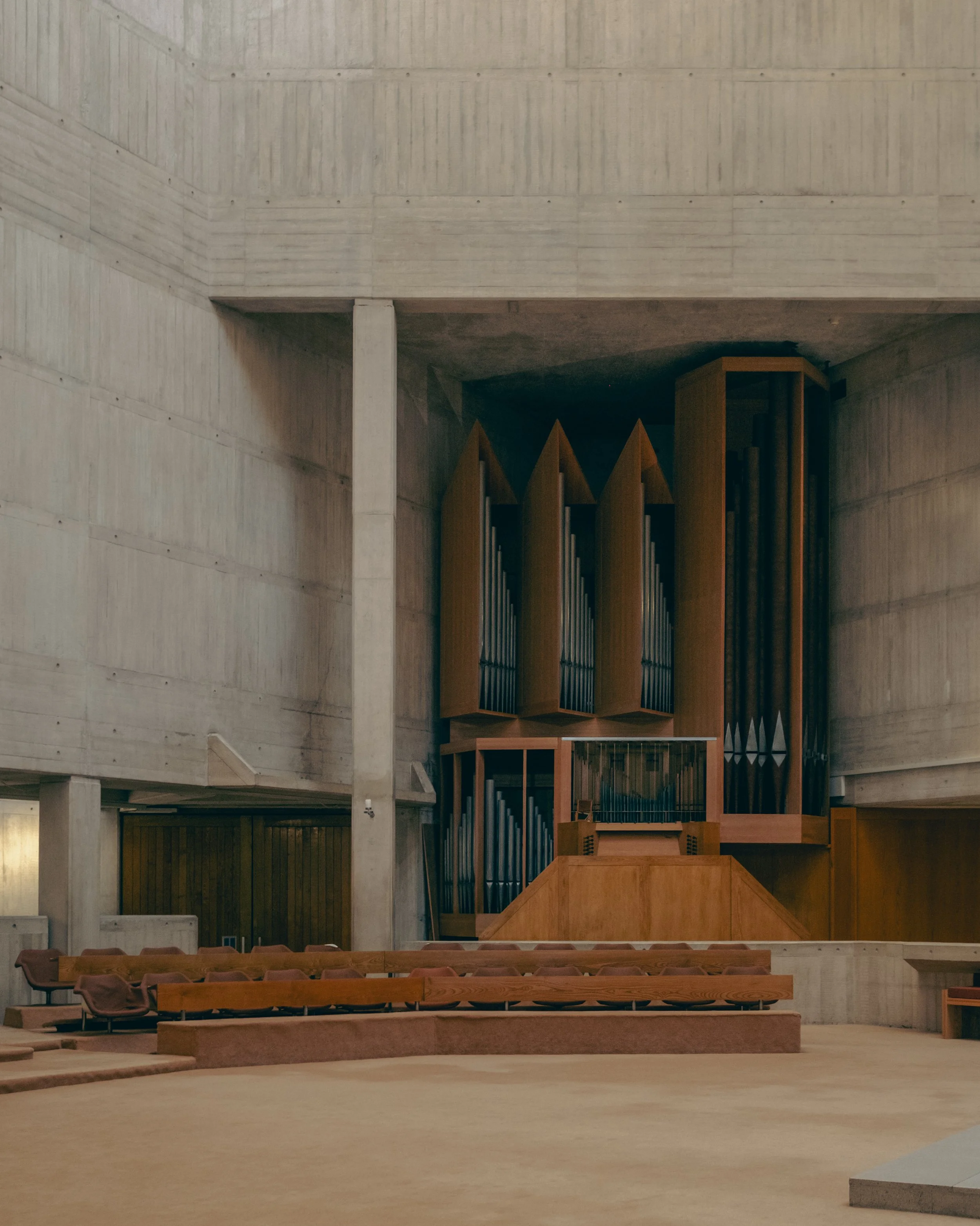 26.009 Bristol Cathedral-043.jpg