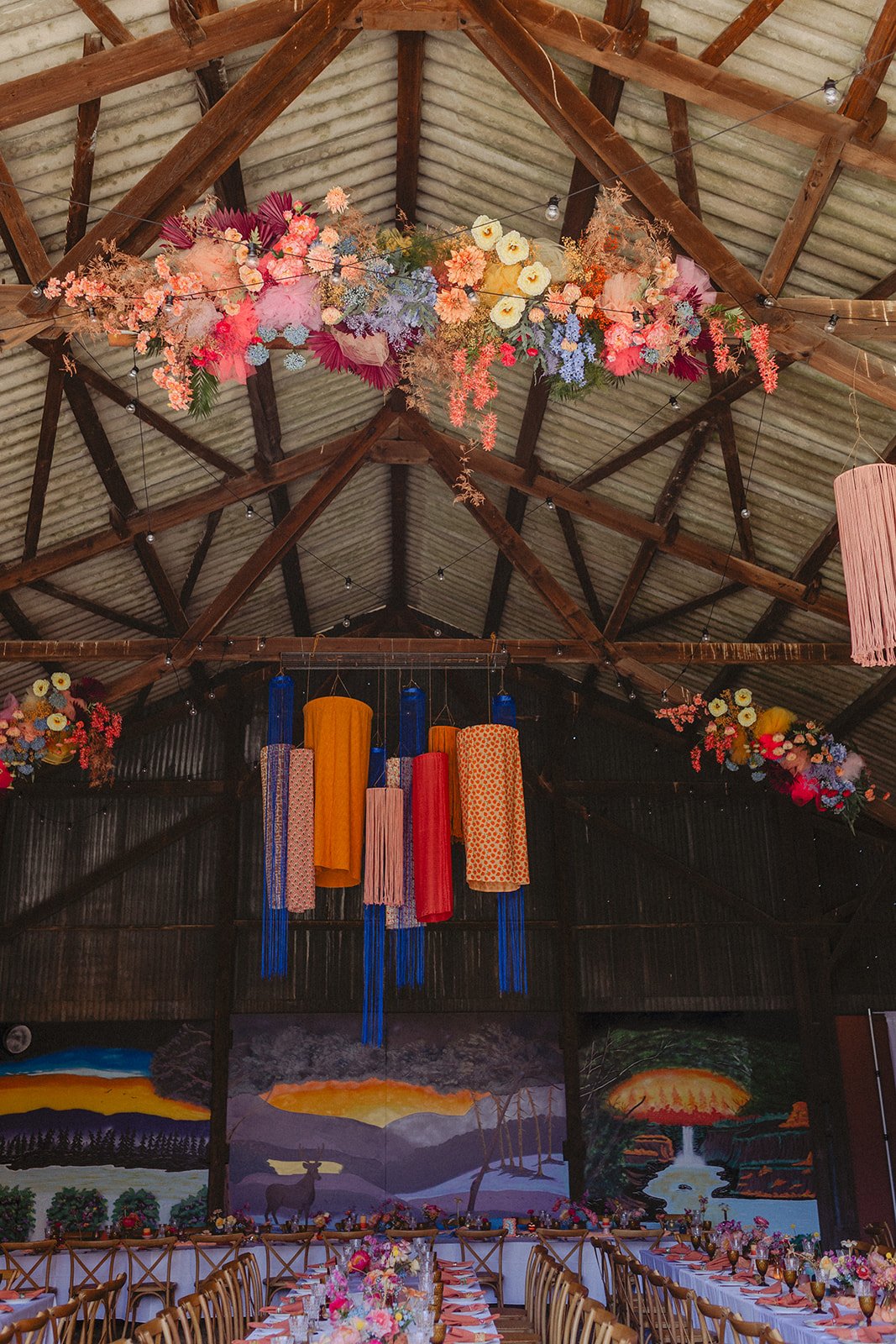 Marie-Gaëlle Fleuriste Evenementiel Bouquet de mariée coloré arche colorée Mariege Alsace (8).jpg