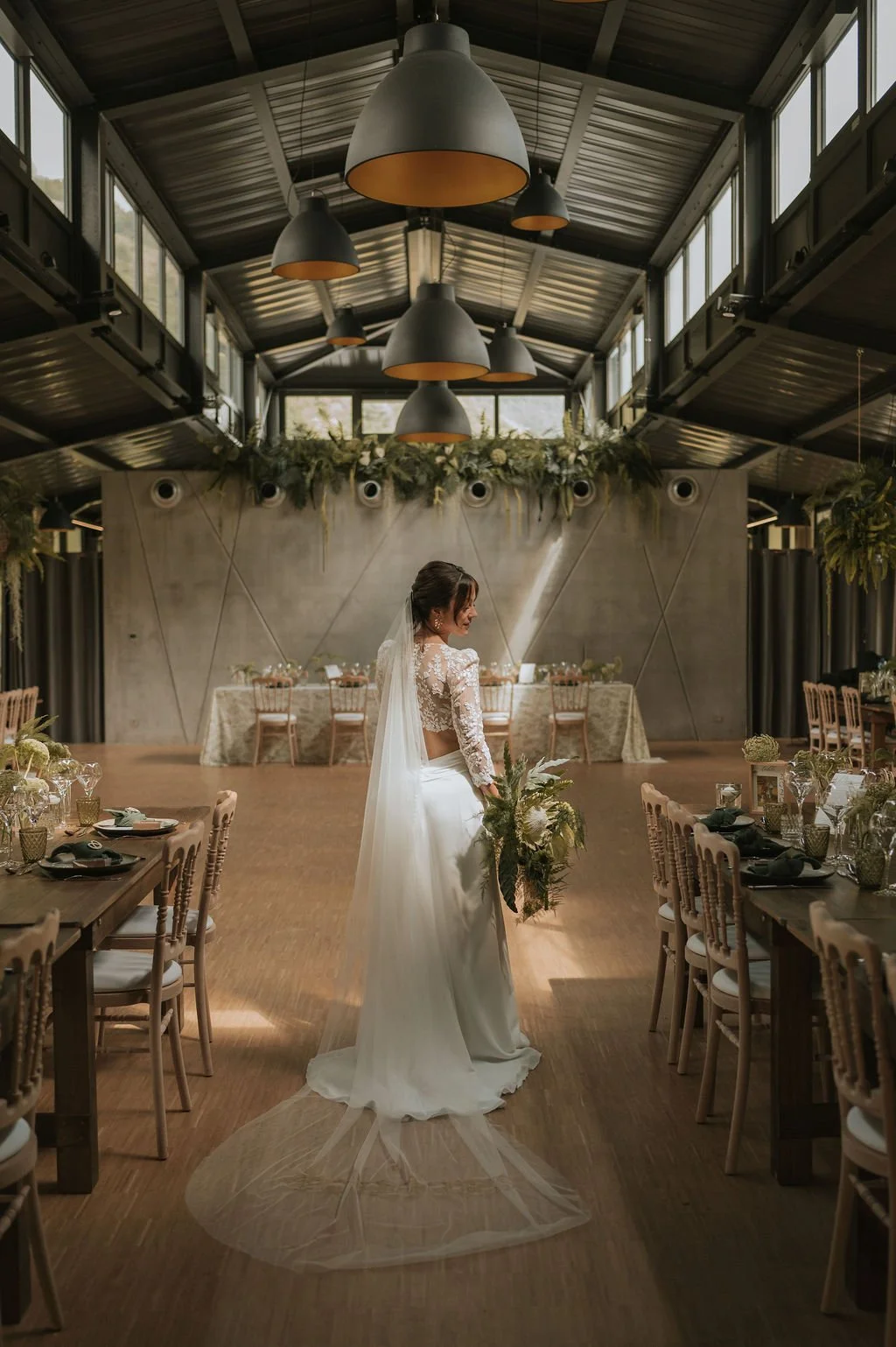 Marie-Gaëlle Fleuriste Evenementiel Mariage Alsace Bouquet de mariée La villa des hetres pourpres (80).jpg