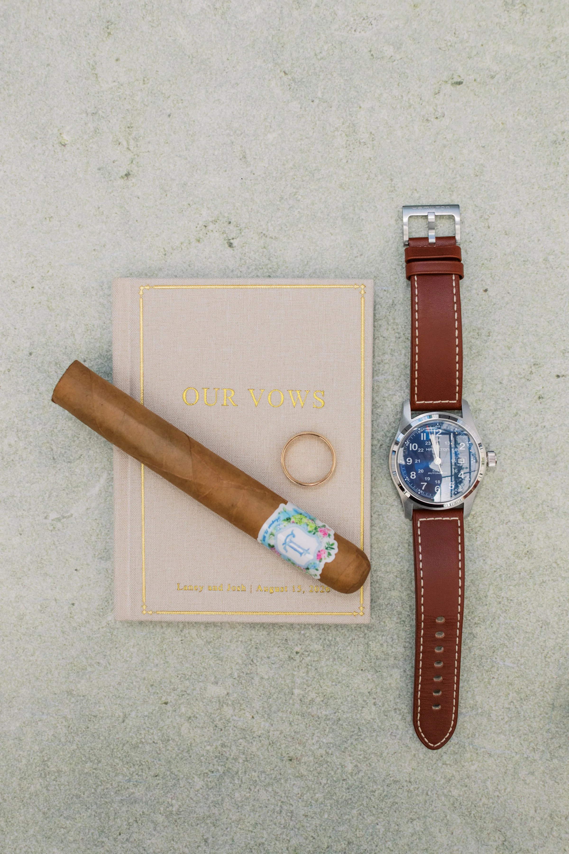 Custom Cigar for Weddings Sigarscom.JPG