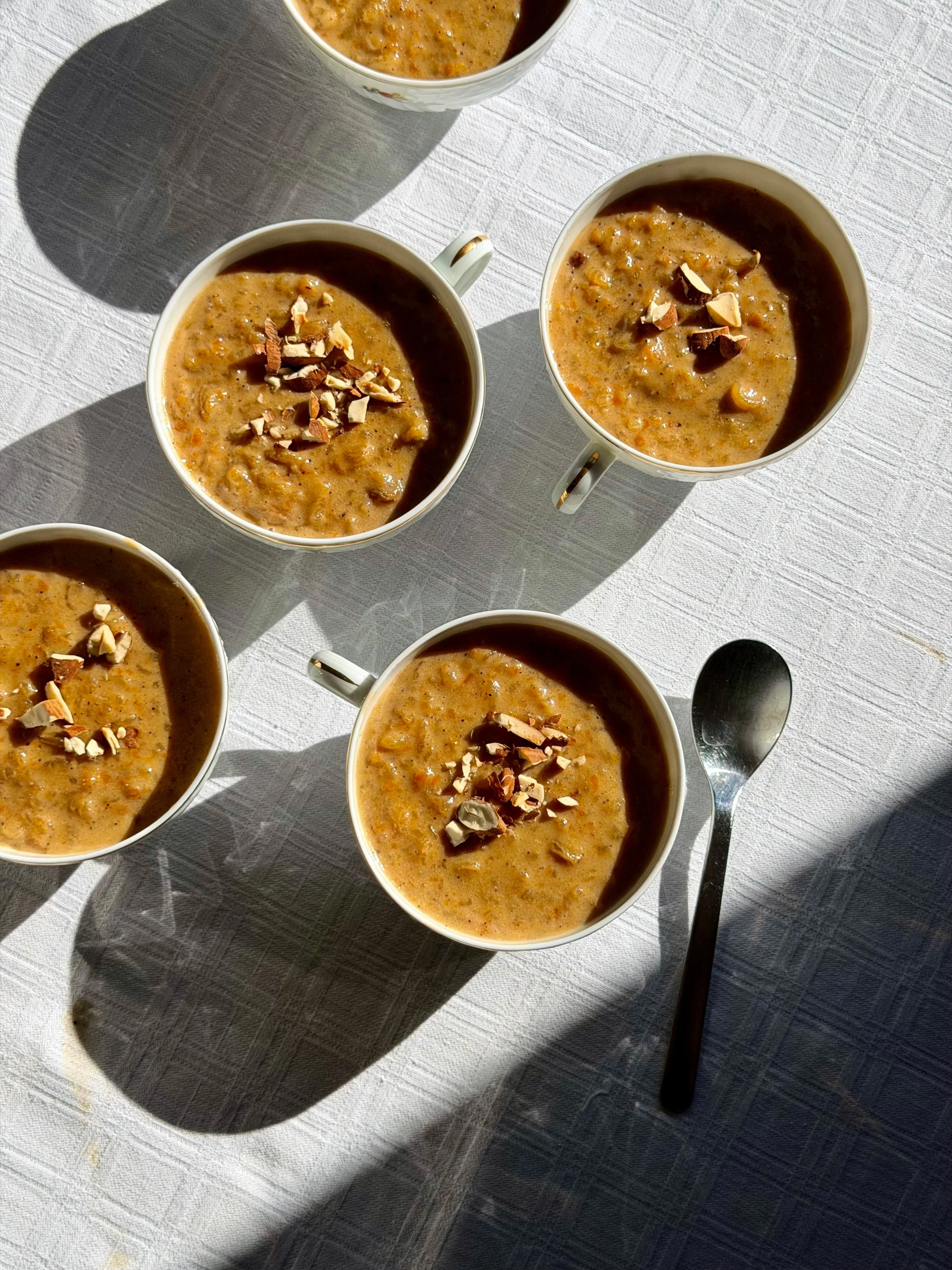 Ρυζόγαλο με γεύση κέικ καρότου