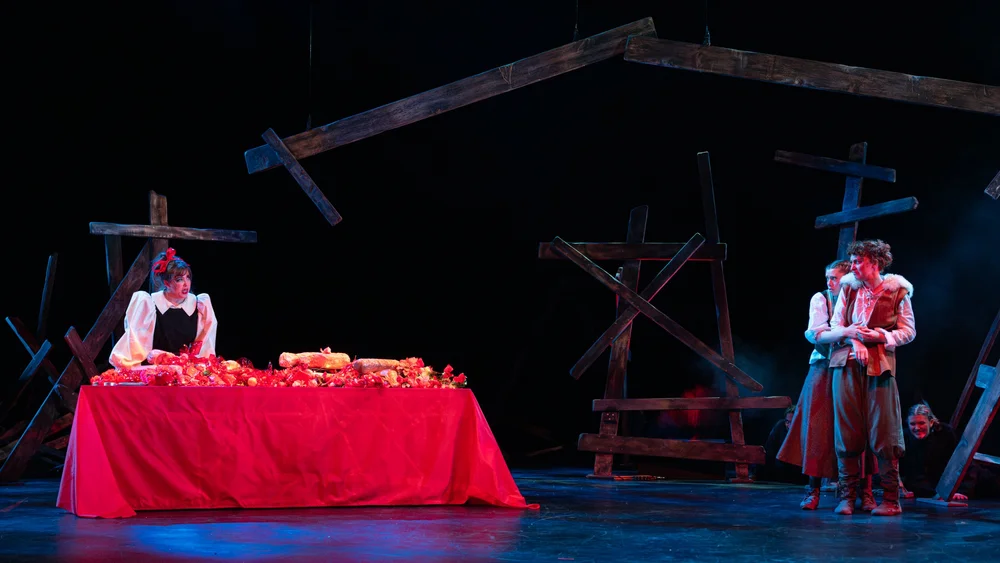 2024_HG_ENGLISH_OLIVER_HALL_PH_FON16.jpg