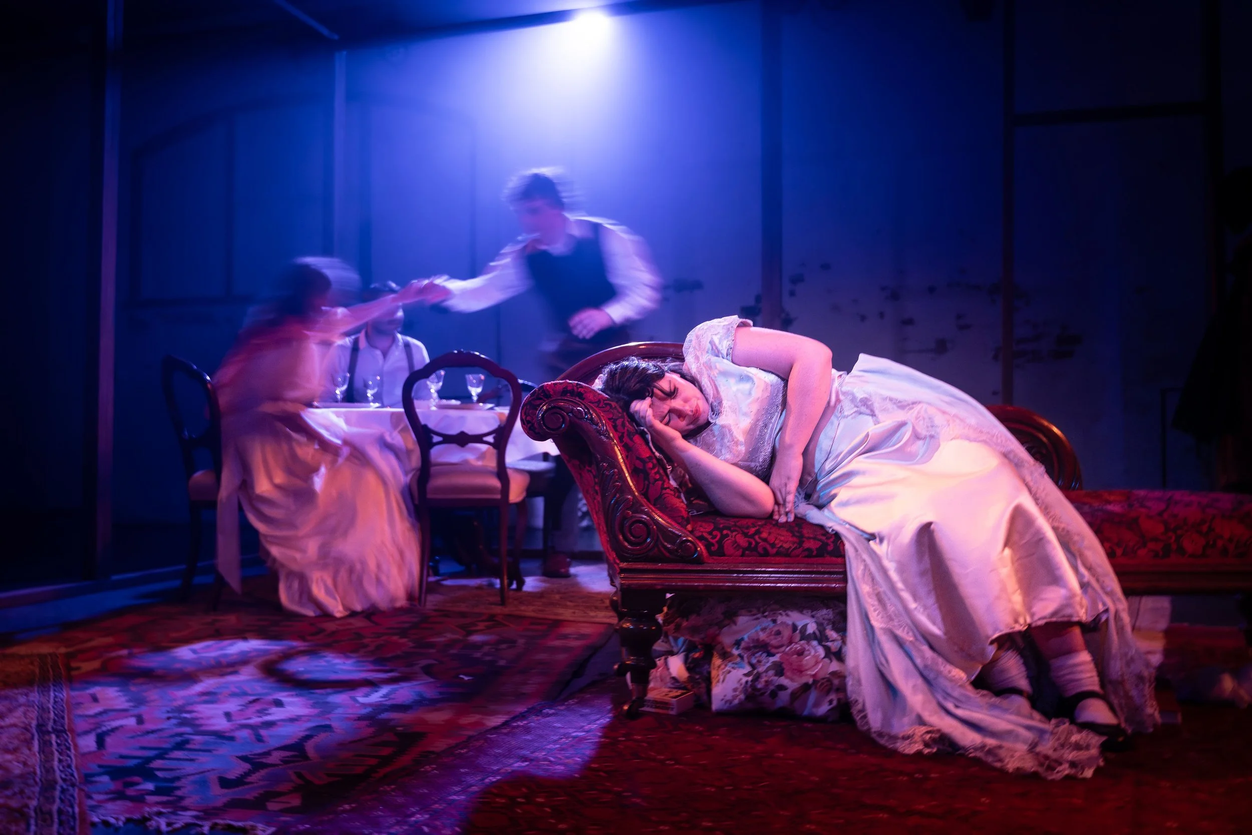 2025_THE_GLASS_MENAGERIE_OLIVER_HALL_PH_MATTHEW_CHEN9.jpg