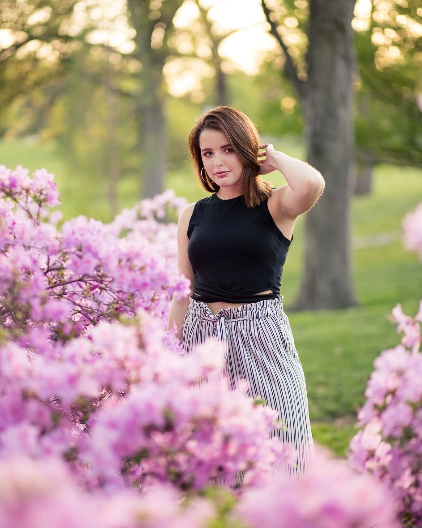 🎓 Spring is the perfect time for Senior photos! 🌸📸

March, April, and May bring beautiful weather&mdash;perfect for capturing this special milestone! If you've been on the fence about booking a session, do it before the time has come and gone!

Yo