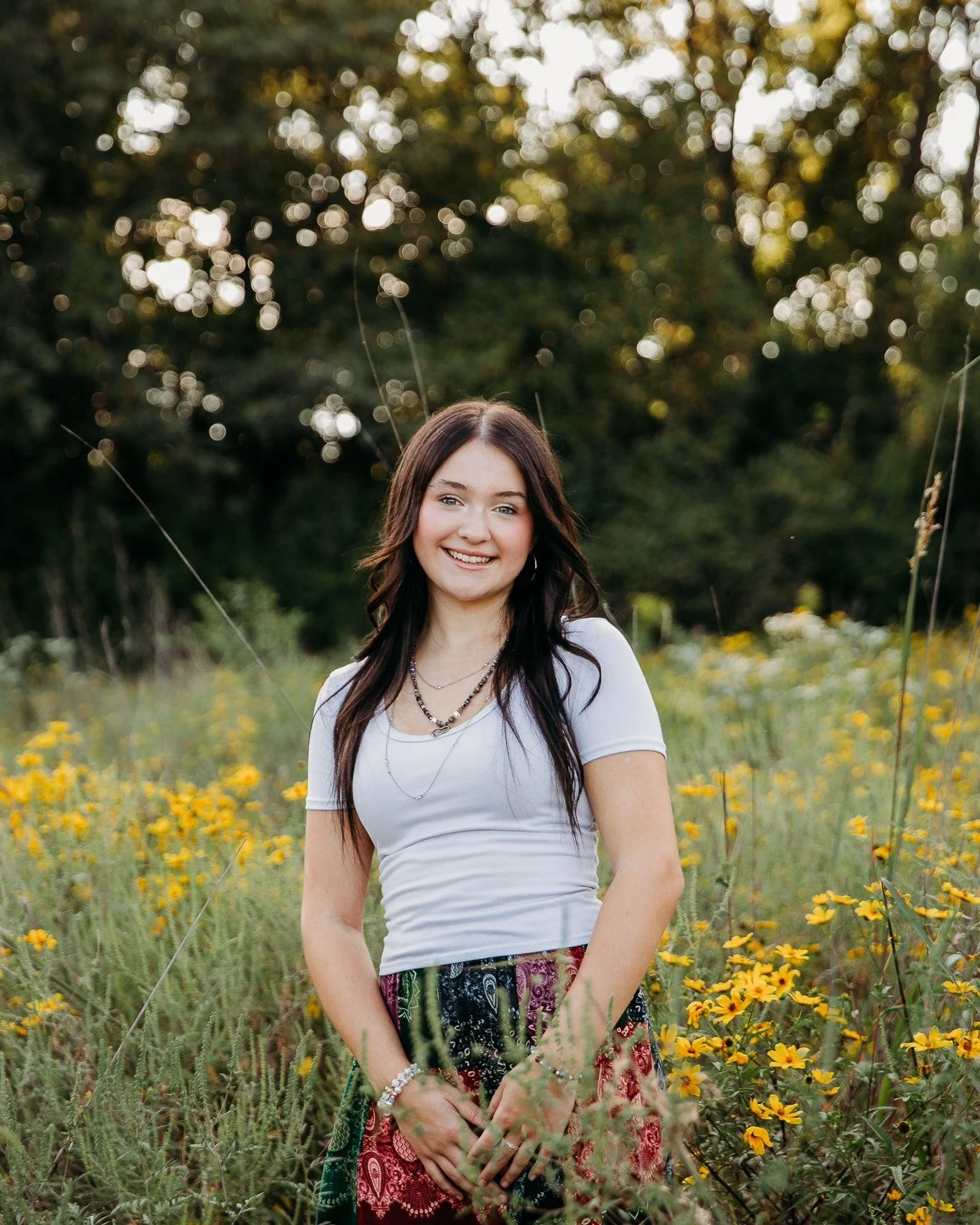 Hard to believe my niece Lily is a senior at LSHS! 💛 🖤 I&rsquo;ve been taking her pictures since she was so wittle... if you scroll back far enough, you&rsquo;ll find them! Beautiful then, and just as beautiful now. We even captured a few shots of 