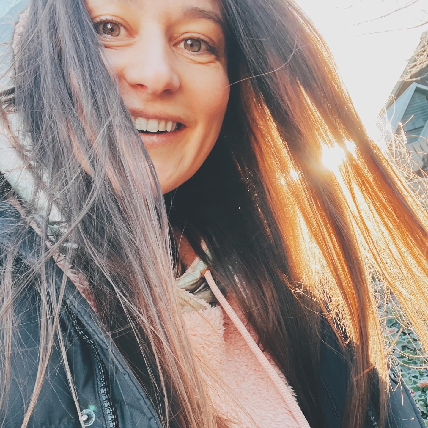 I wrote my parts into a novel. ✏️📓

Each part is a character in the story, and over the past 3yrs working on this project, these fictional characters (based on my real life subpersonalities) have evolved and actually influence my parts. 

When I sta