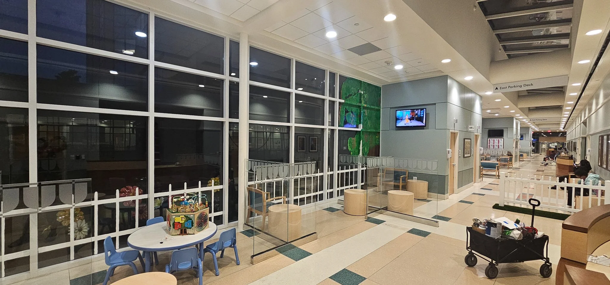 Waiting room Tree house