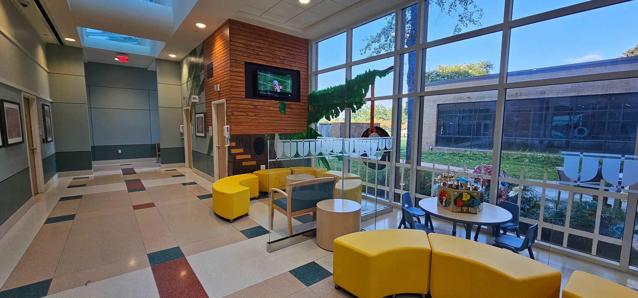 Waiting room Tree house