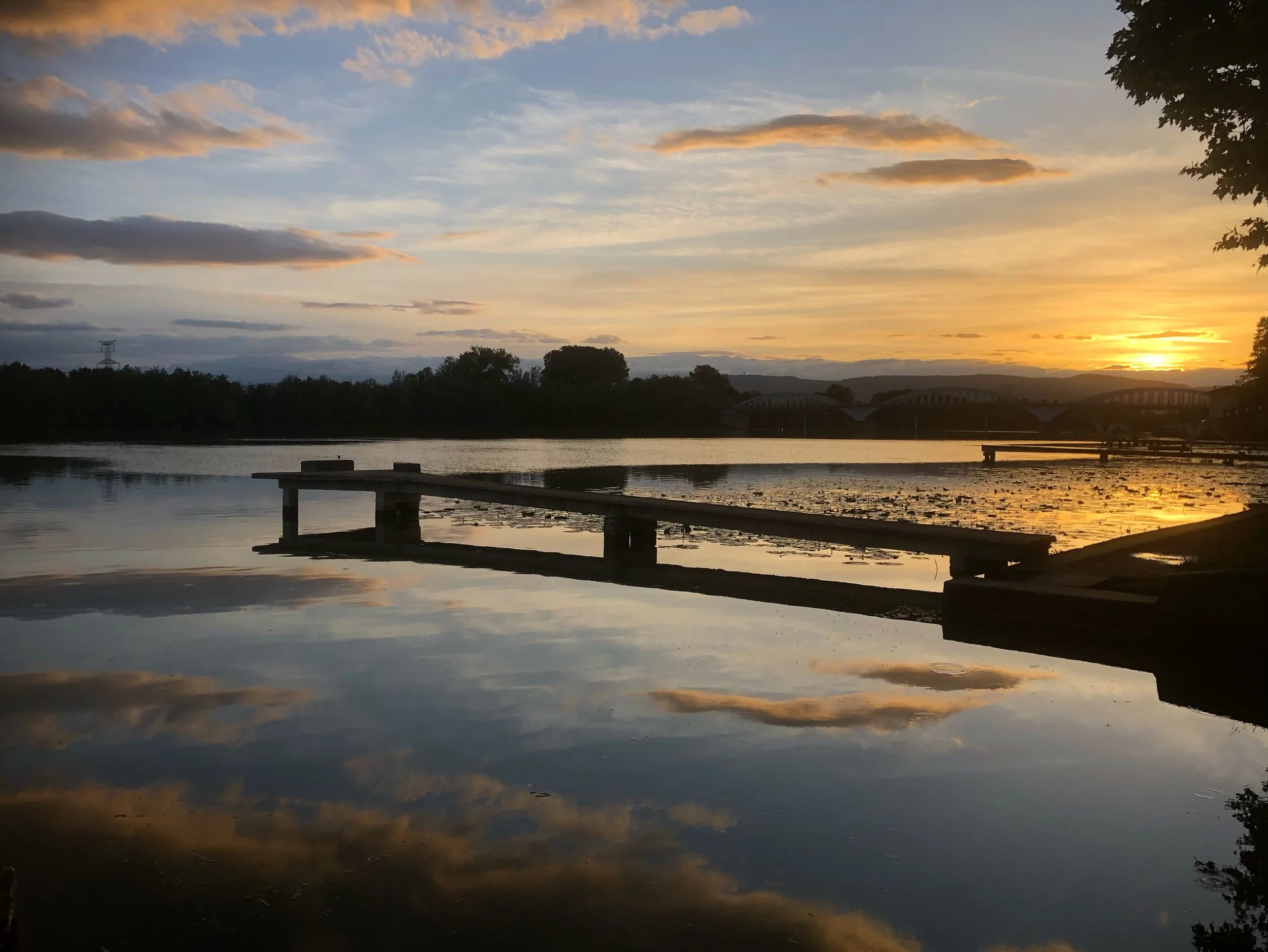 Sunset over the Saone.JPG
