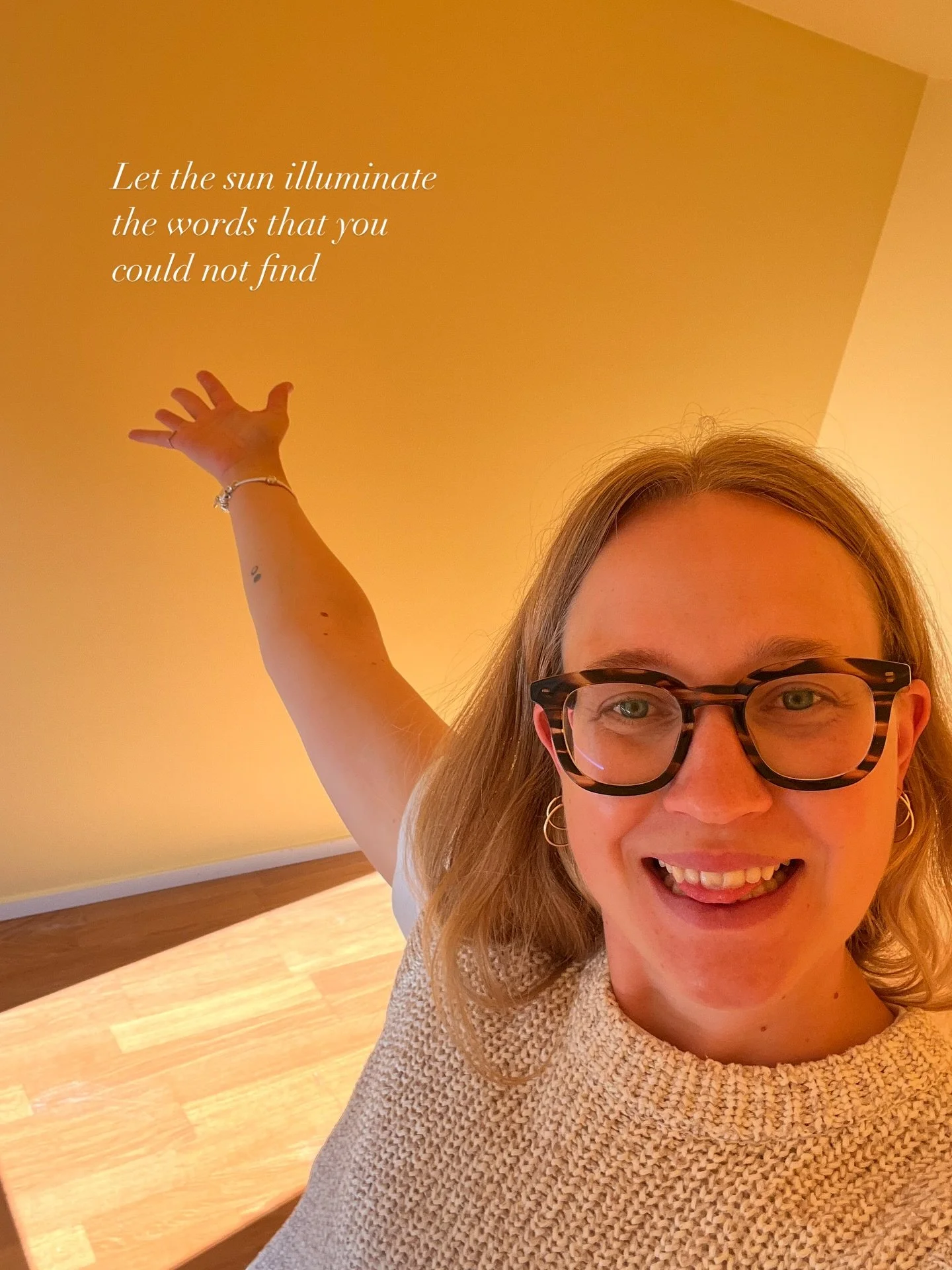 I&rsquo;ve been quiet on here for a while&hellip; sometimes we need a pause before a new chapter begins 💛

And a new chapter truly is beginning: I&rsquo;ve just moved to Gothenburg, painted my bedroom yellow, and start my studies in Nutritional Ther