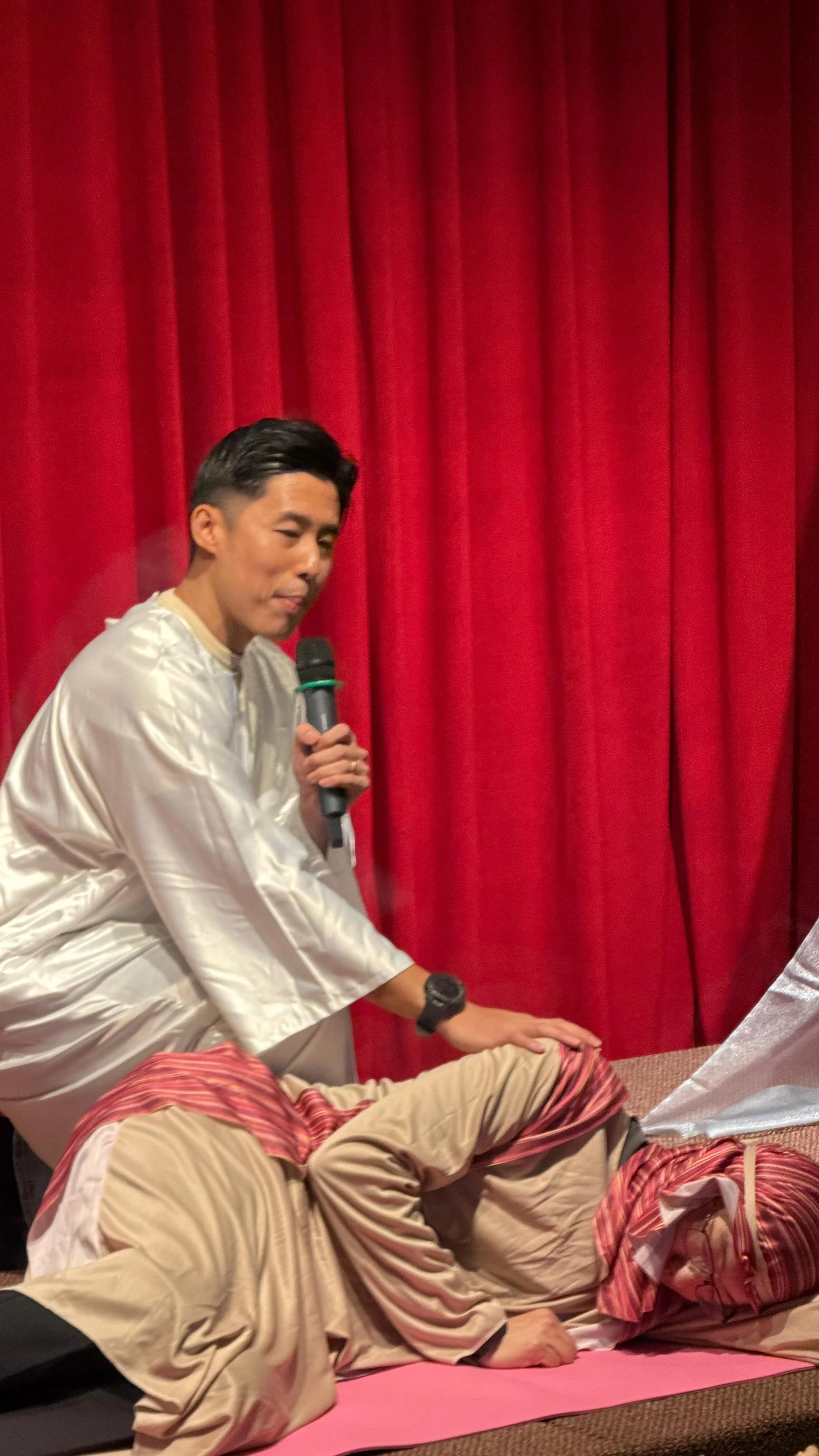 话剧 10 天使出现在约瑟梦里.jpg