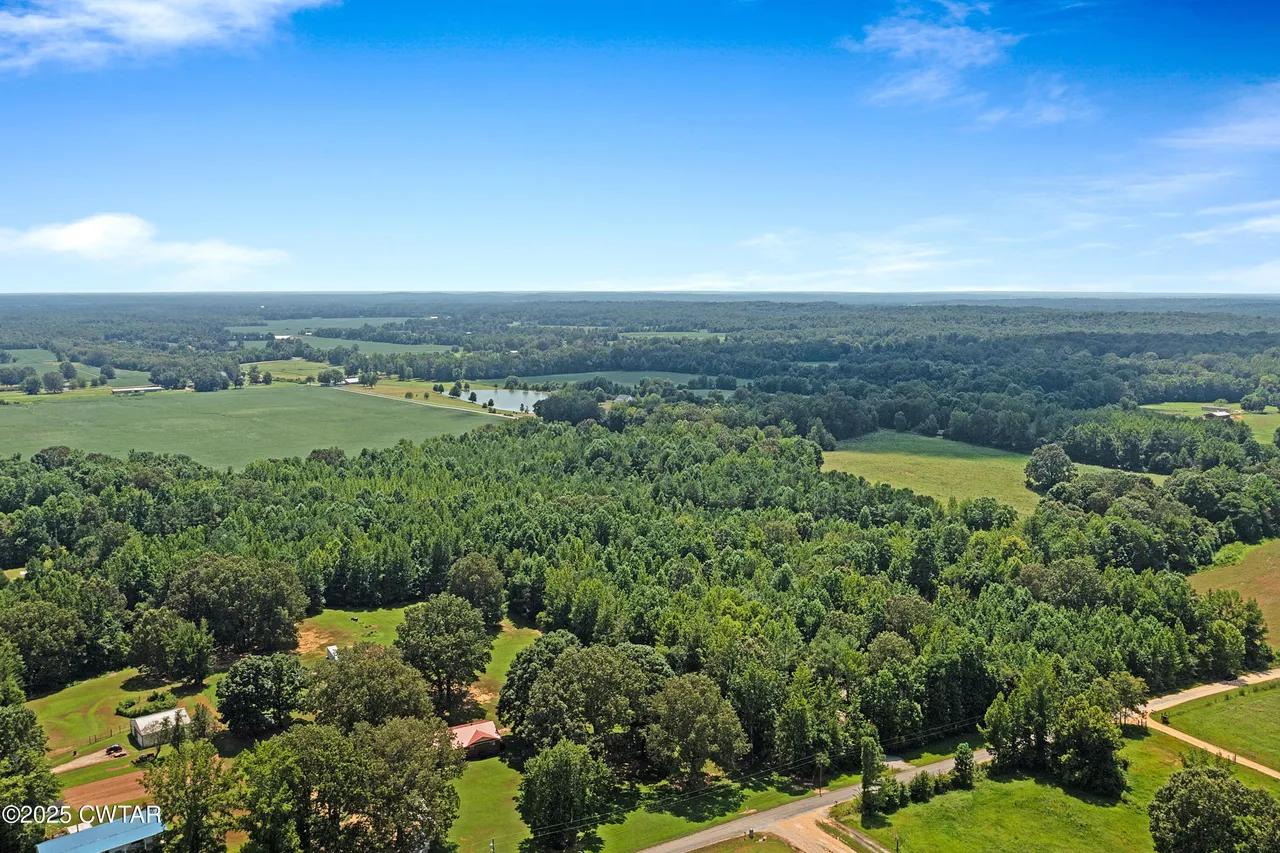 land_photo_05.png