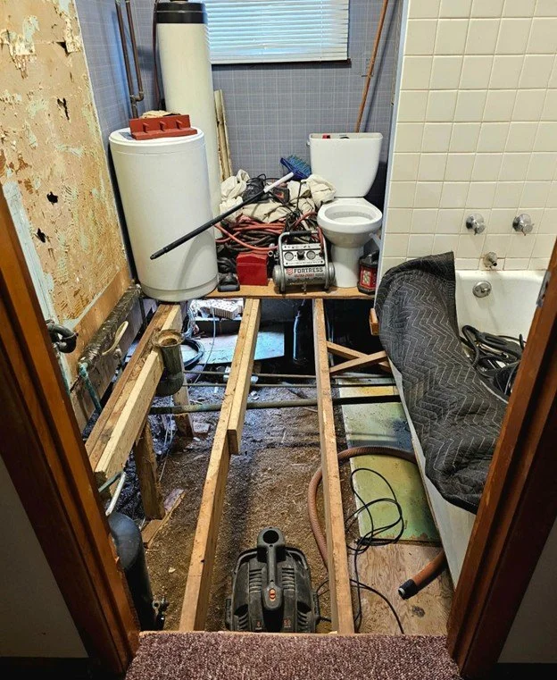 Gutting Bathroom.jpg