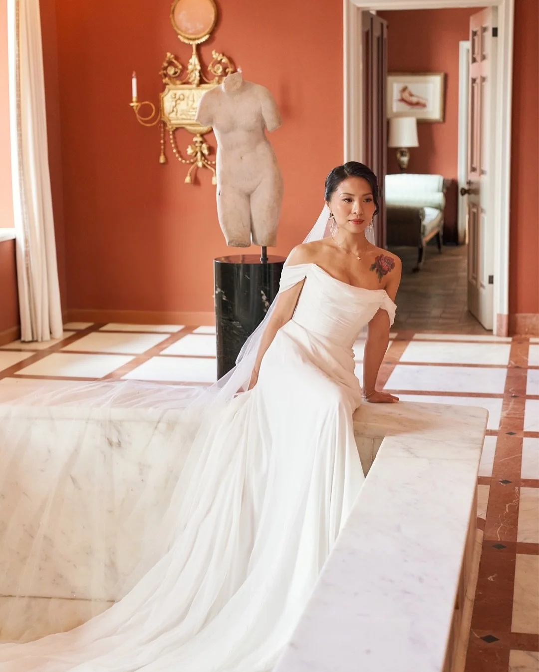 When words are not needed, you feel it with all your heart, it flies in the air, youth, beauty, kindness and sincerity
@shweezyloo @adonisdv23 
Wedding venue : @tpcjasnapolanaweddings 
Wedding planner: @exquisiteevent2021 
Floral Design @floraldesign