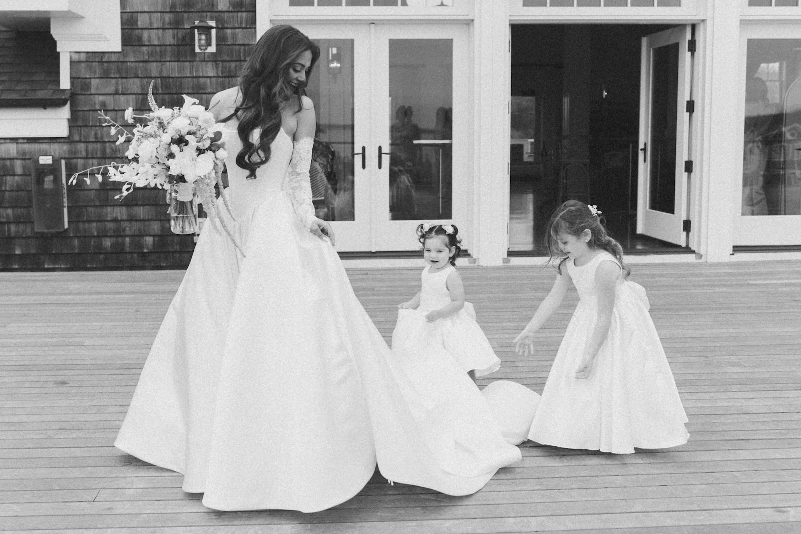 peconic-yacht-club-wedding-photo-31.jpg