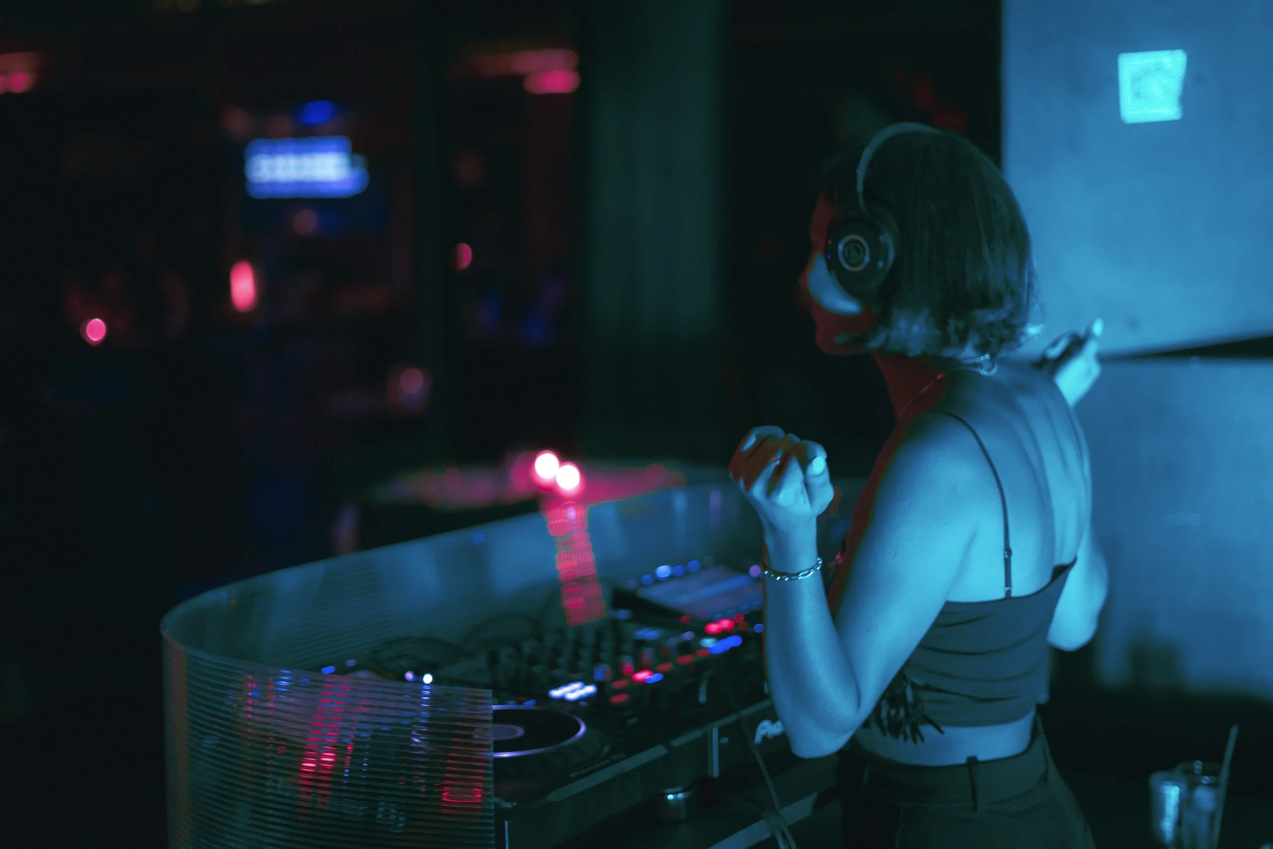 Ibiza Girlie DJ Club - Liverpool