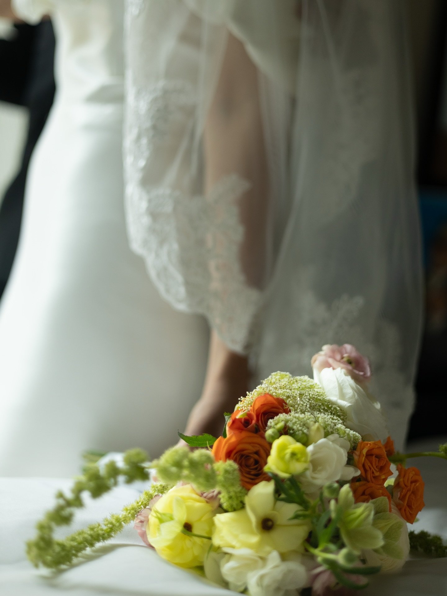 In classic New York fashion 

#nycweddingphotographer #luxuryweddingphotographer #documentaryweddingphotographer #2027brides #nycweddings 

NYC Wedding 
Yellow taxi couple photos 
Documentary style wedding photography
New York wedding photography 
20