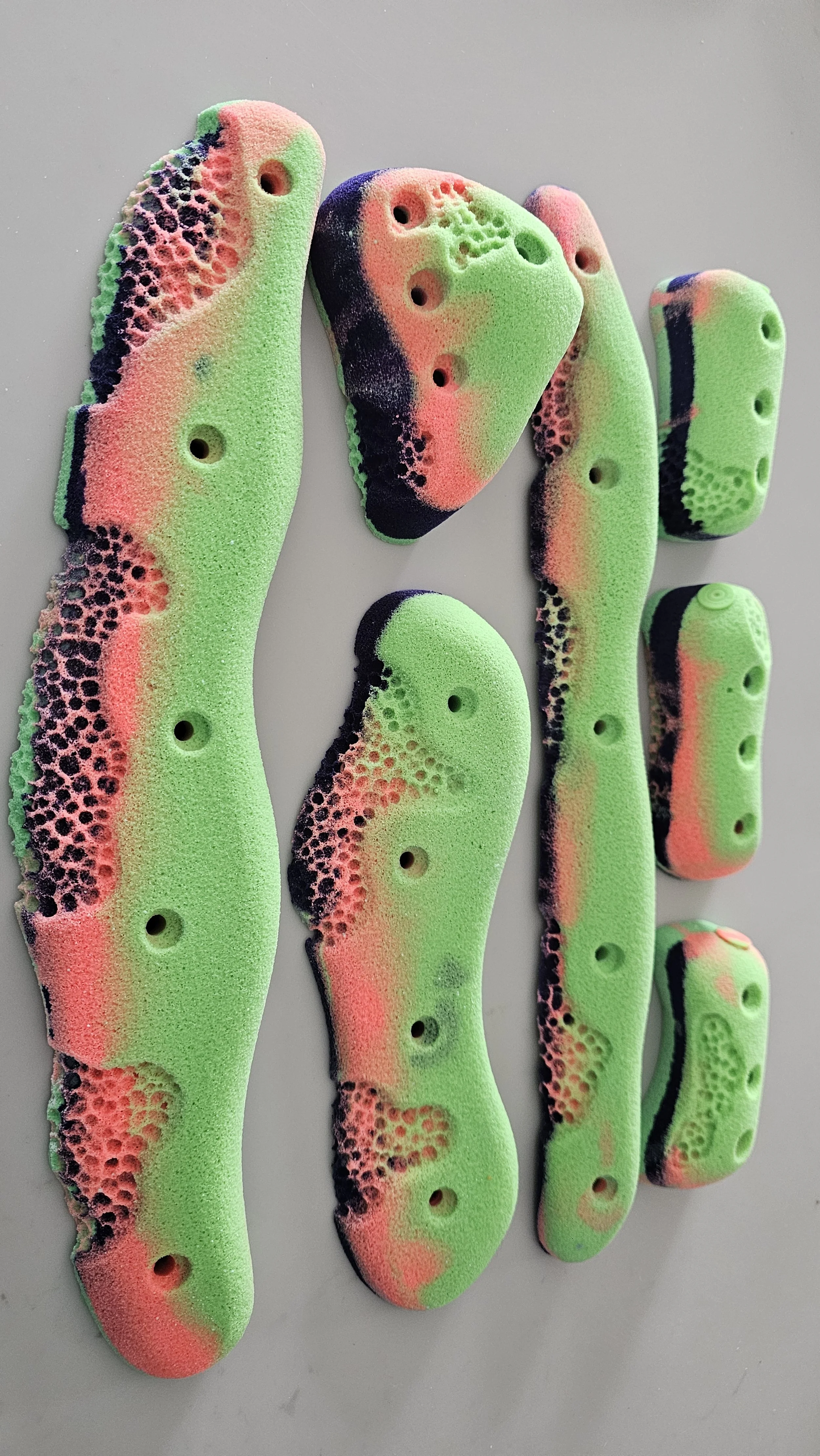 Rock climbing holds bacteria crimp rails screw on starter set barnholds