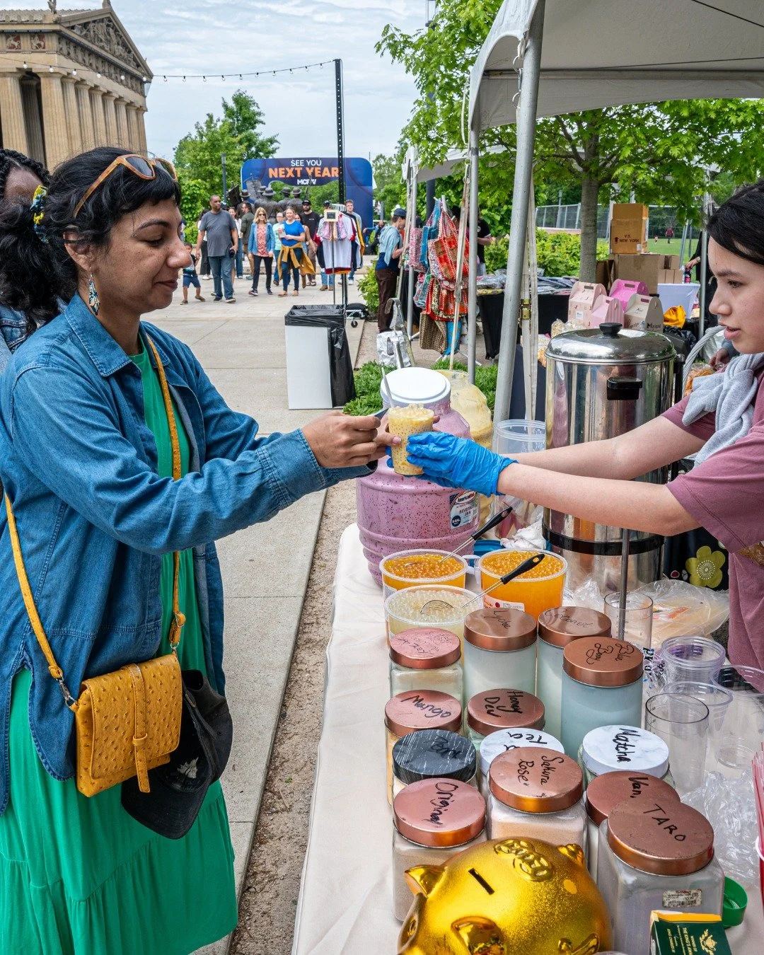 Food Faire is the market of your dreams! Shop a selection of specialty treats and gourmet goodies from dozens of Nashville&rsquo;s finest artisan vendors and enjoy all-day chef demos, panels, spirit seminars and more. 

The market is free-to-attend b