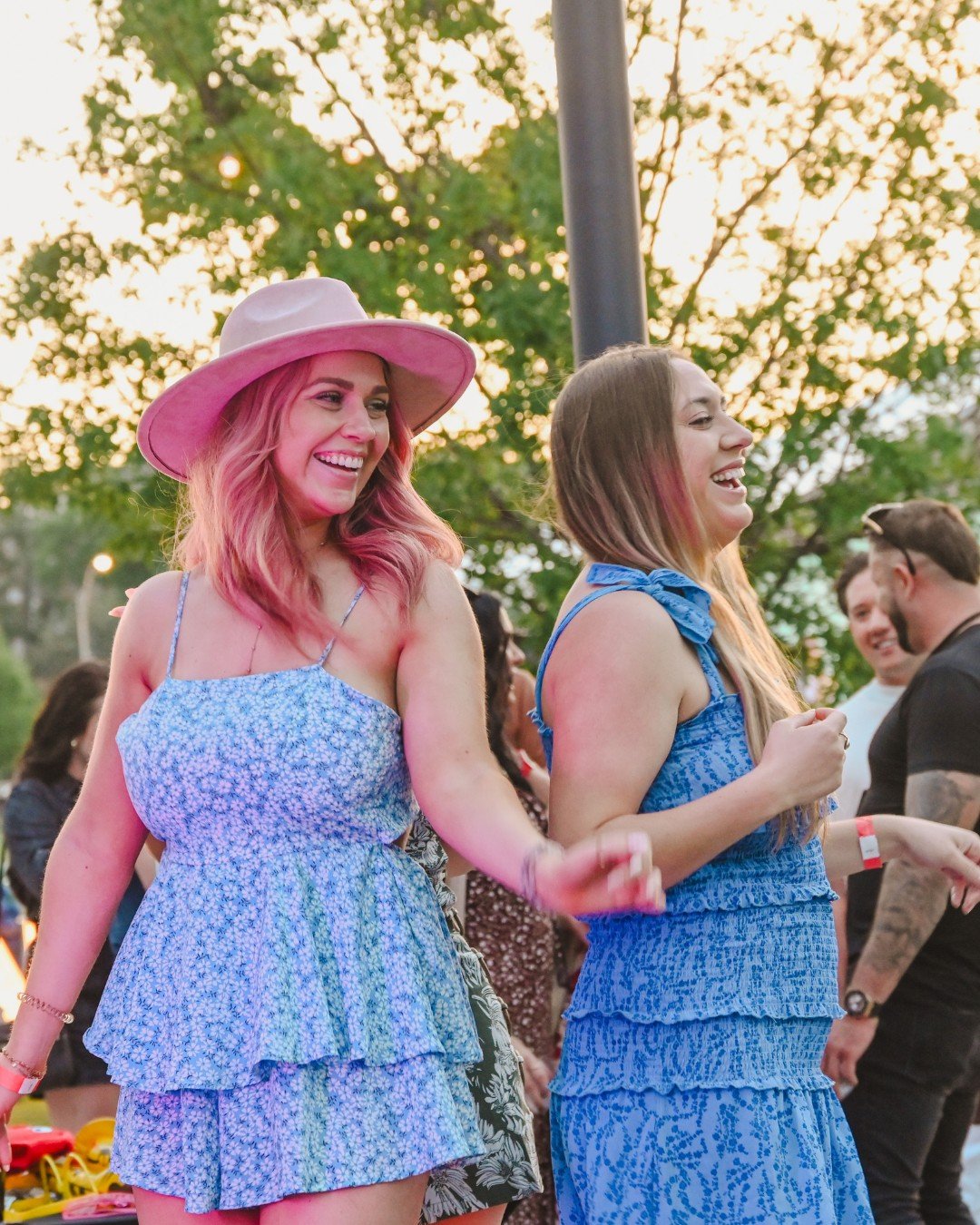 On top of all the amazing bites and entertainment, our sponsors and partners are bringing even more fun to the fest! 

Keep an eye out for surprise and delight giveaways, photo ops and more thanks to @southwestair, @naturemadevitamins, @ubereats, @ti