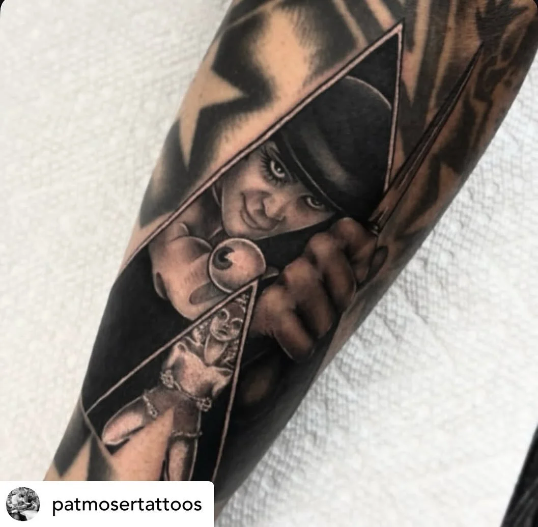 @patmosertattoos brought this faded tattoo back to life, swipe for the before 

Done at #havertownelectrictattoo 
#delco 
#delcotattooshops 
#havertown
