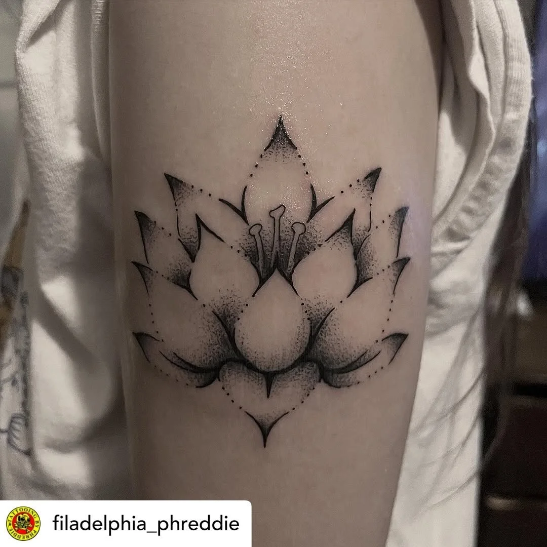New Year, time for a new or a first tattoo! This one@os by @filadelphia_phreddie at #havertownelectrictattoo 

We&rsquo;re open 7 days a week, and walk-ins are always welcome!
