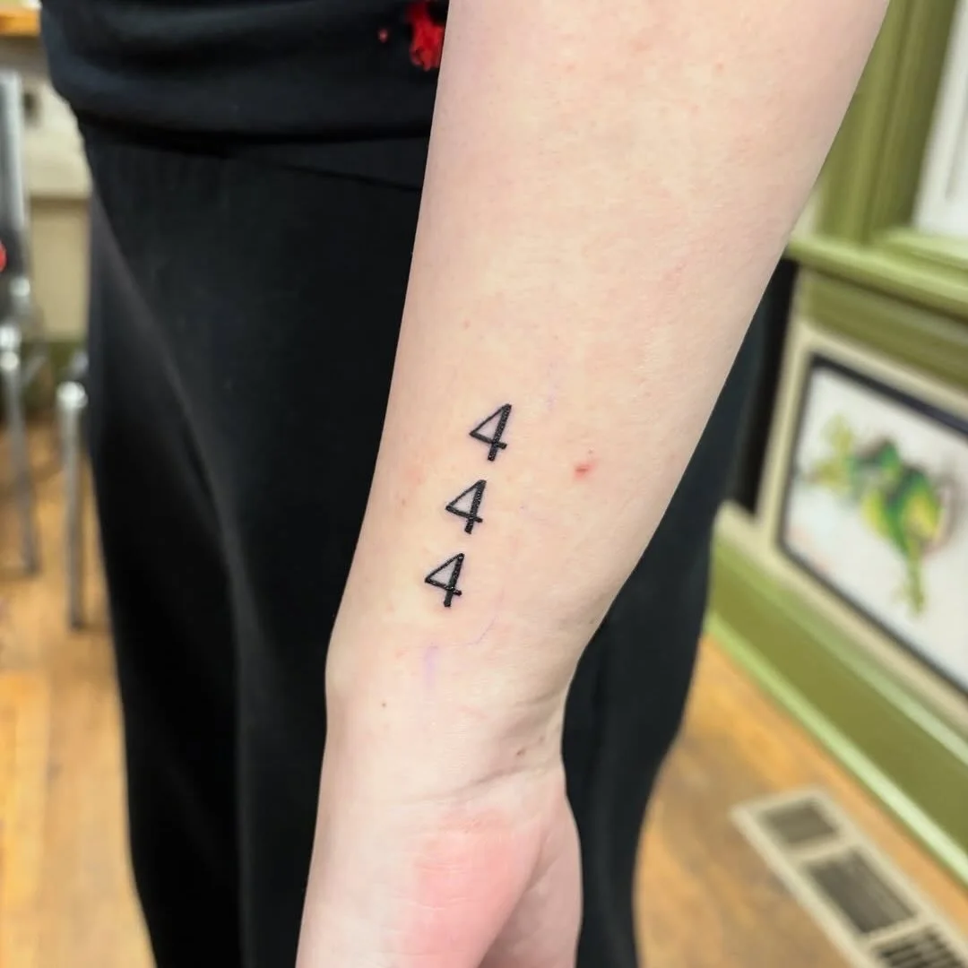 Little tatts or Big tatts, @mikedicheeko has you covered! 

We are in all weekend long and we have plenty of time to tattoo you! 
#havertownelectrictattoo