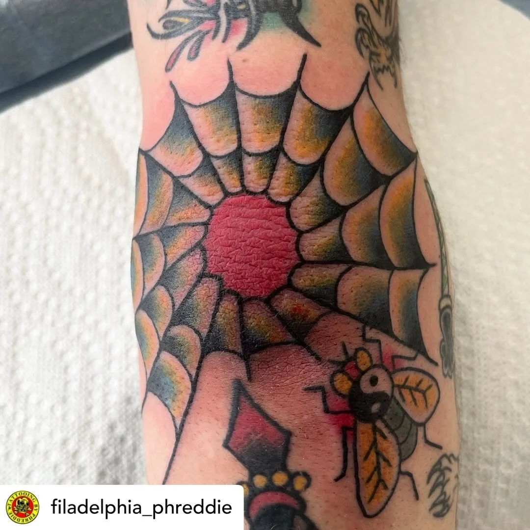 🪰🕸️ done by @filadelphia_phreddie at #havertownelectrictattoo 

We always have time for tattoos, stop by! We are here 7 days a week 😎