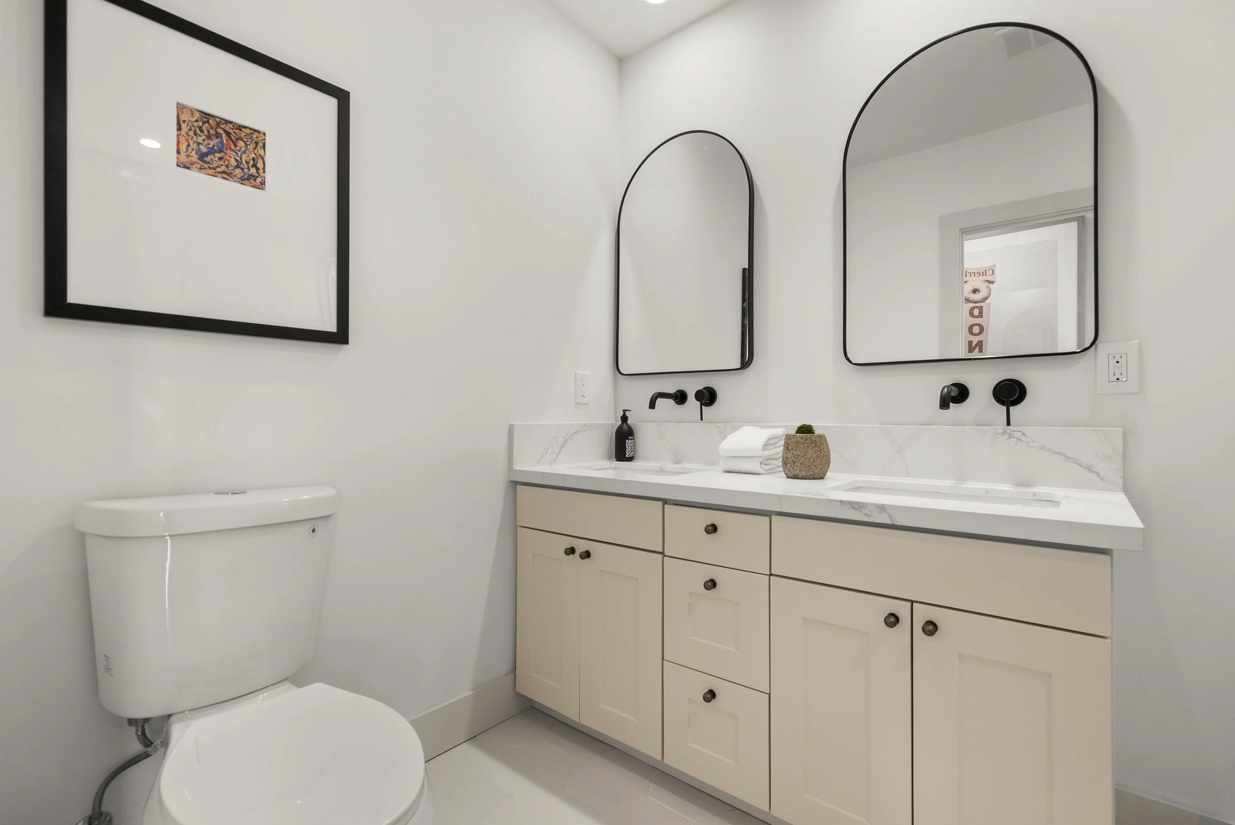 808 Robinson 37.jpg