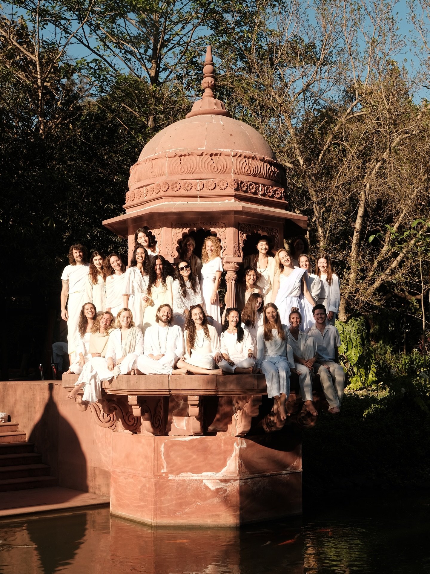 .
.
I&rsquo;m so happy and grateful that Jivamukti yoga came into my life.🤍🐍

I have decided to go to Paris soon!!!

自分の選択した道が正解となるように、努力します🇫🇷🇦🇺🇮🇳