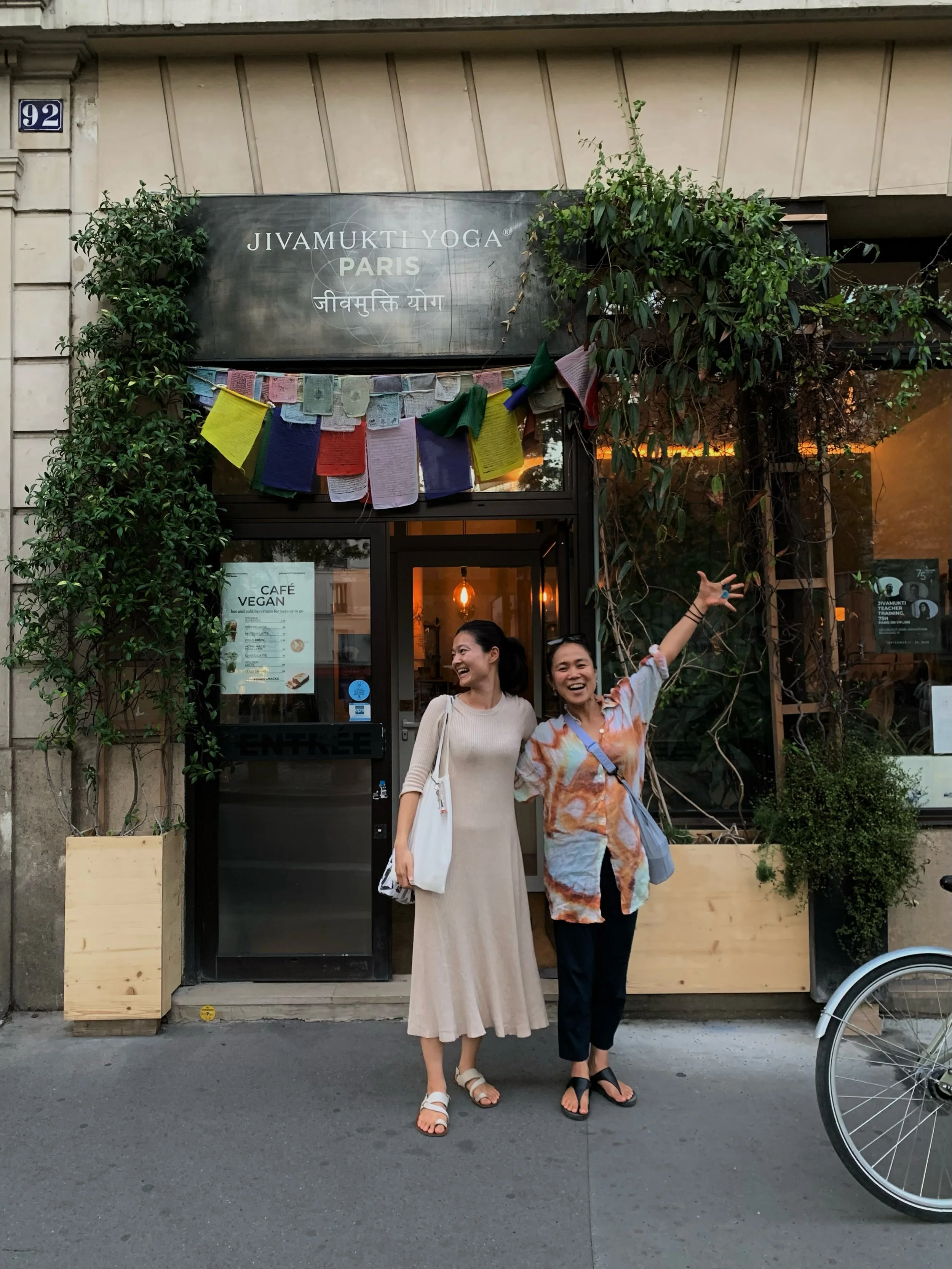 France en ao&ucirc;t🏊#paris #パリ #パリ生活