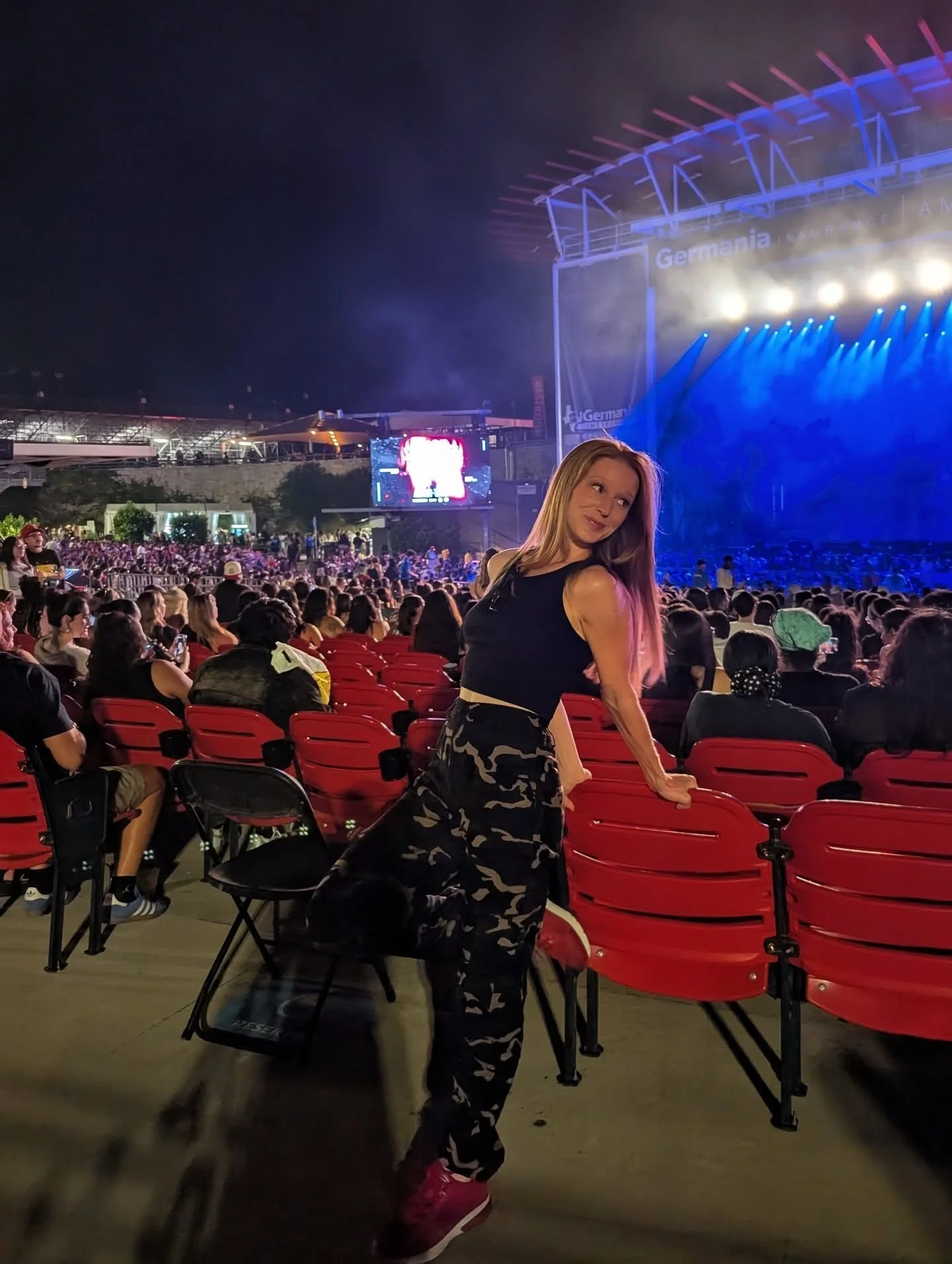 Alexa play A Milli by @liltunechi 🤎

#lilwayne #concertready #livemusic