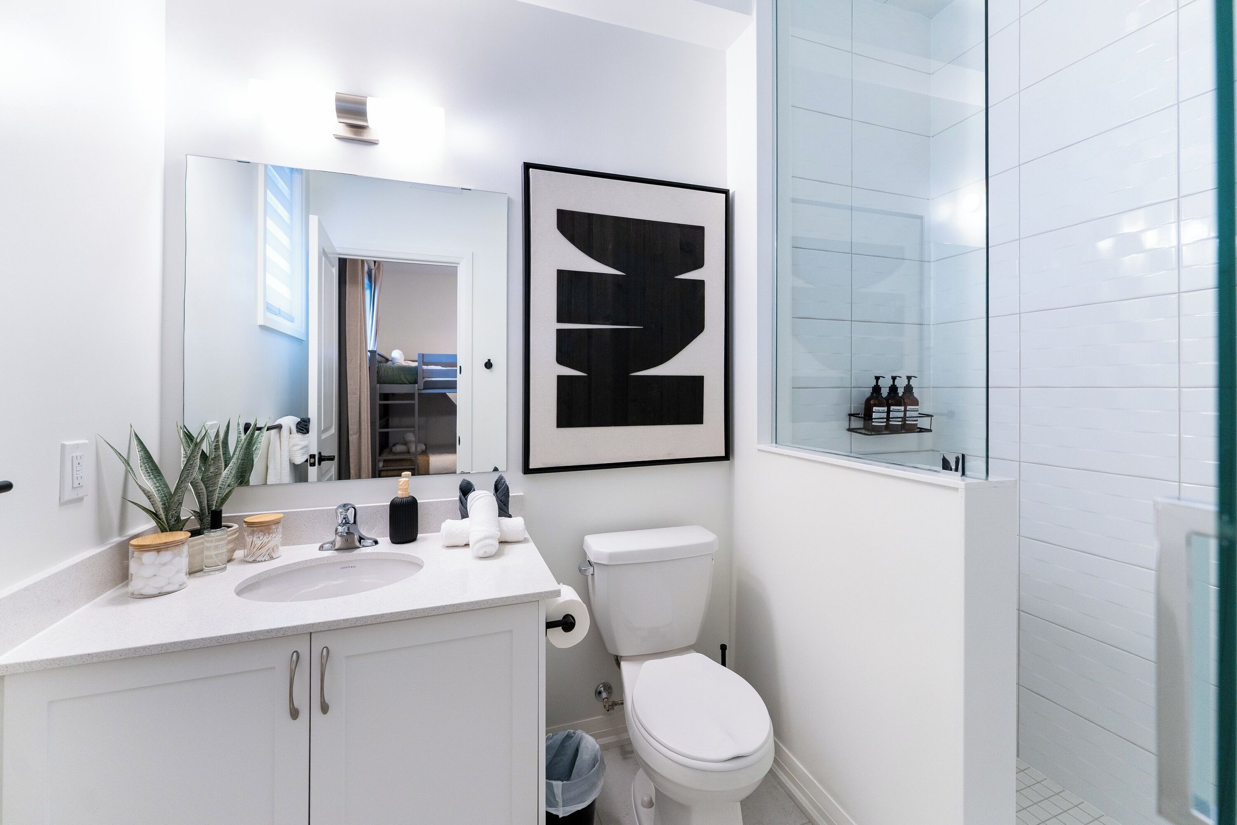 bathroom3.jpg