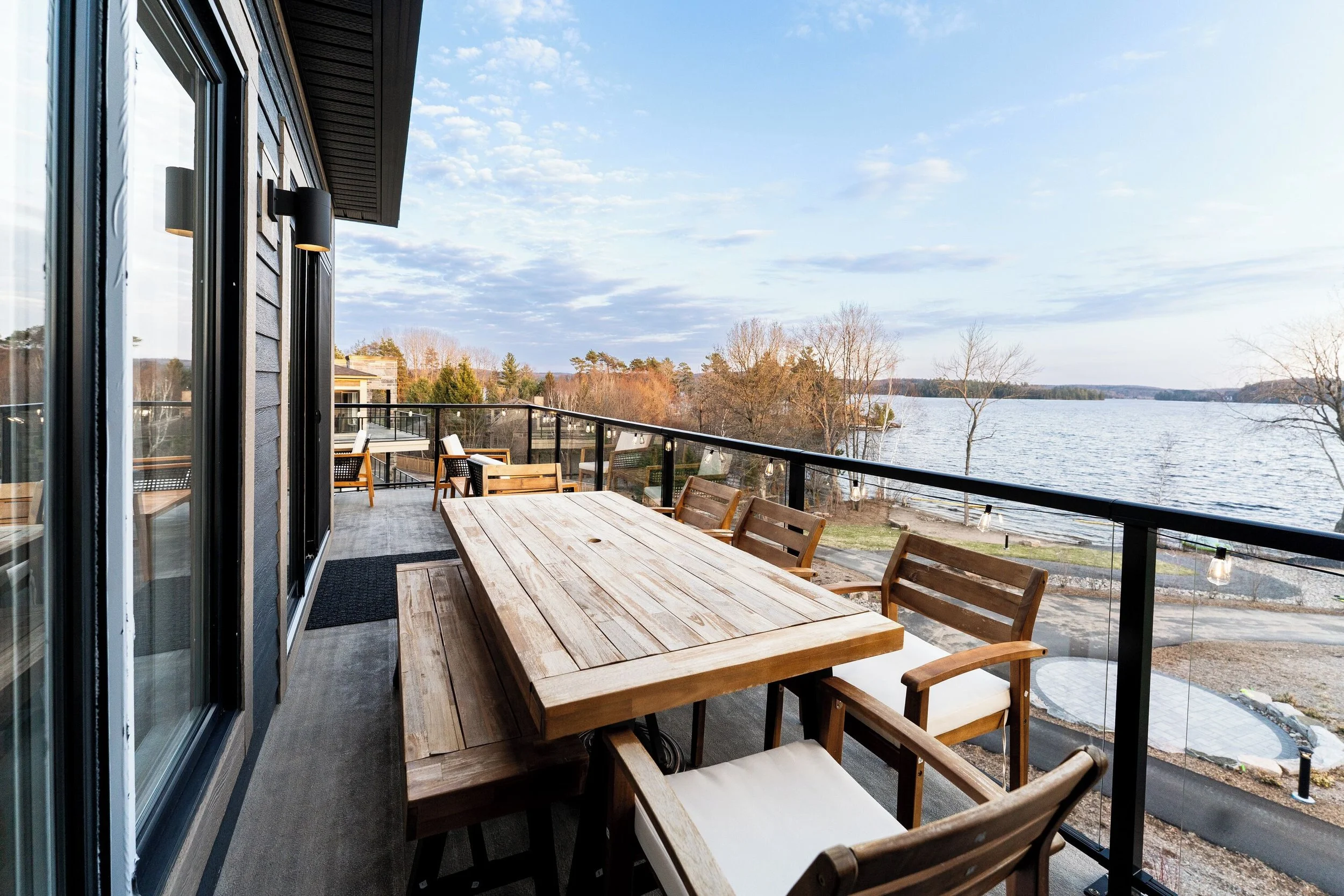 outdoorfurn2.jpg