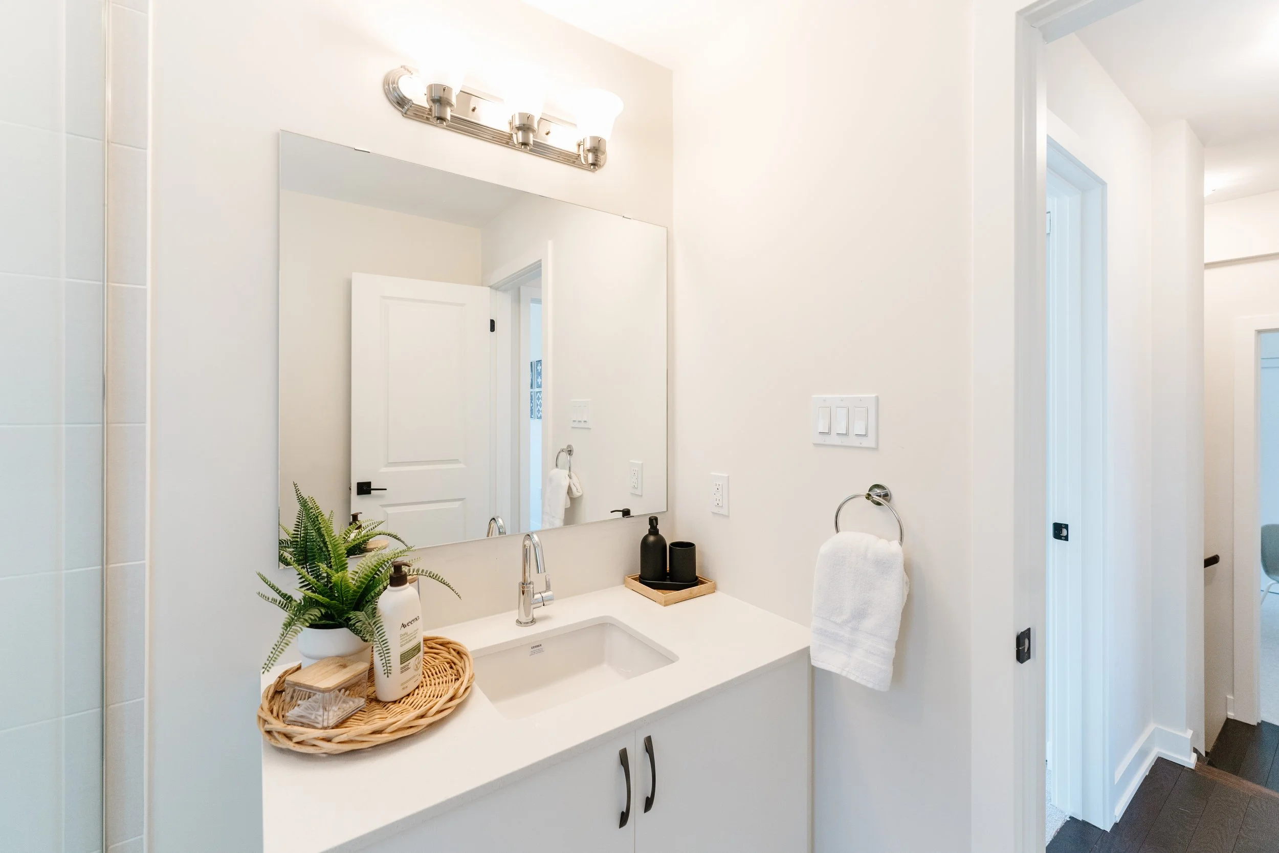 Hill Top Haven - Spring 2025-65.jpg