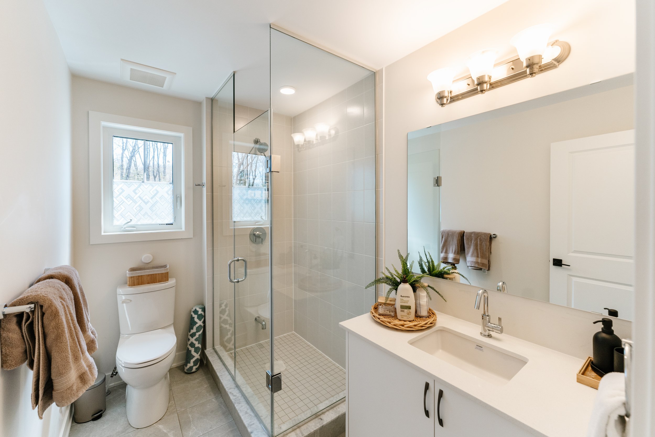 Hill Top Haven - Spring 2025-62.jpg