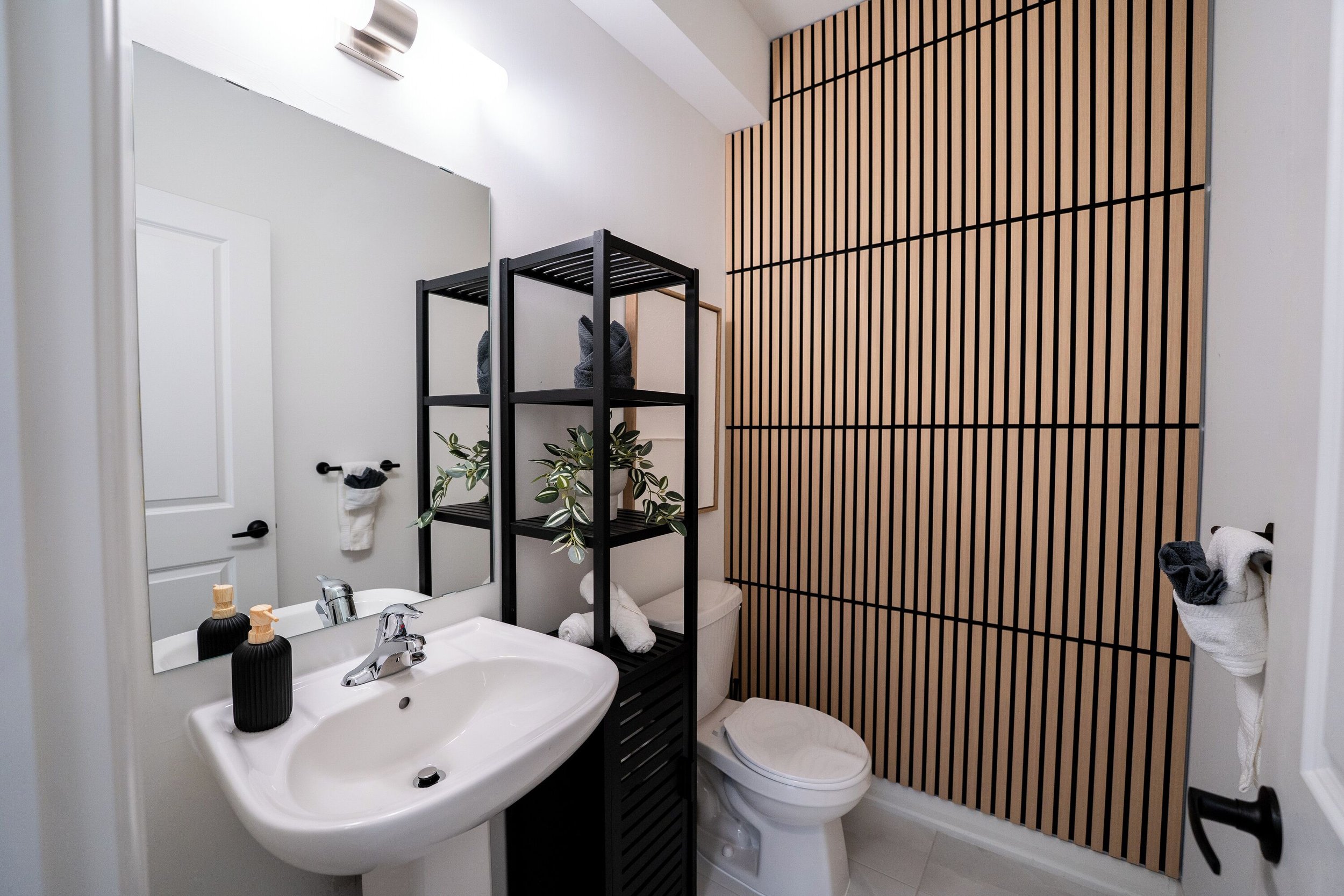 bathroom4.jpg