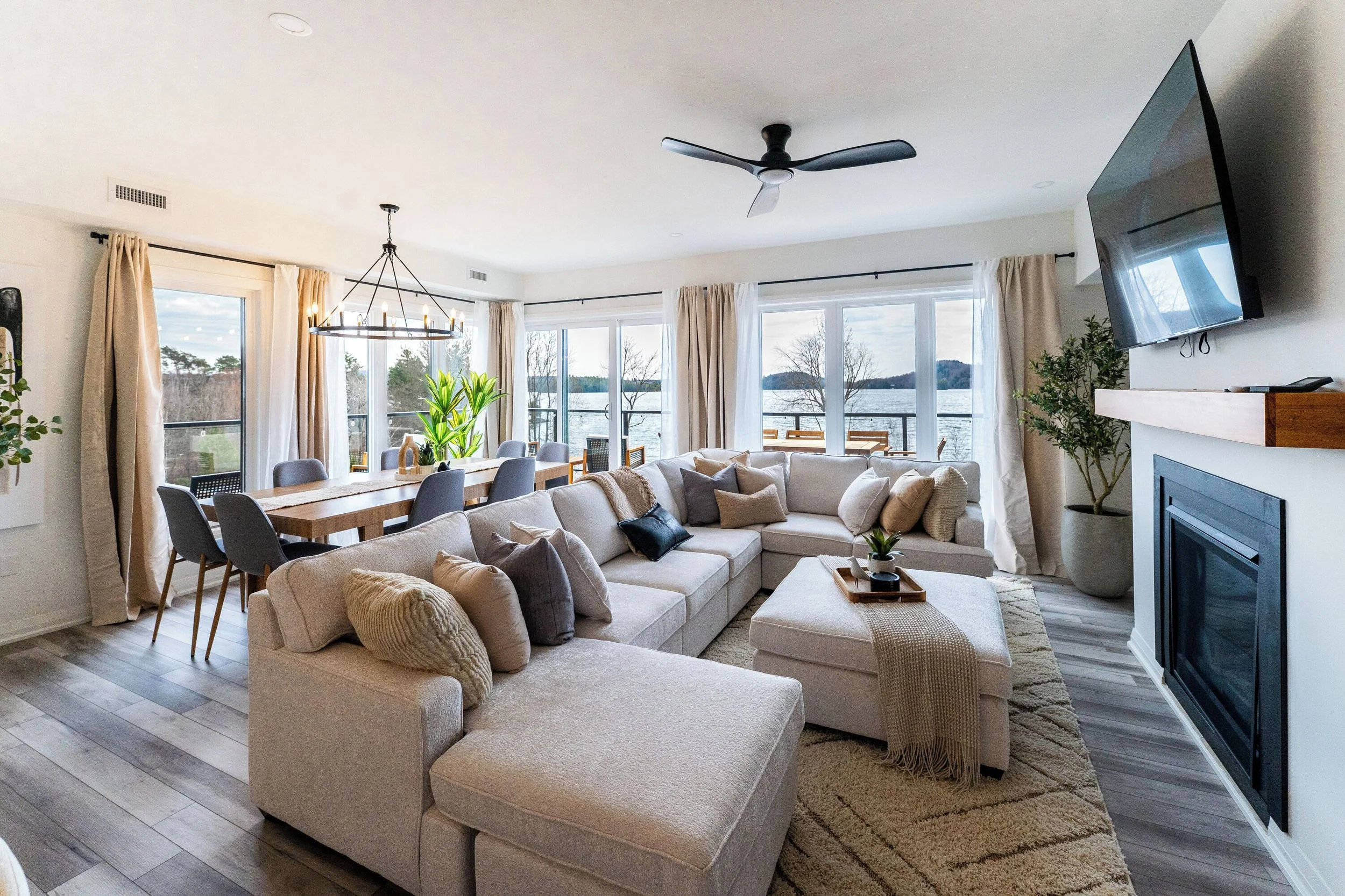 livingroom.jpg
