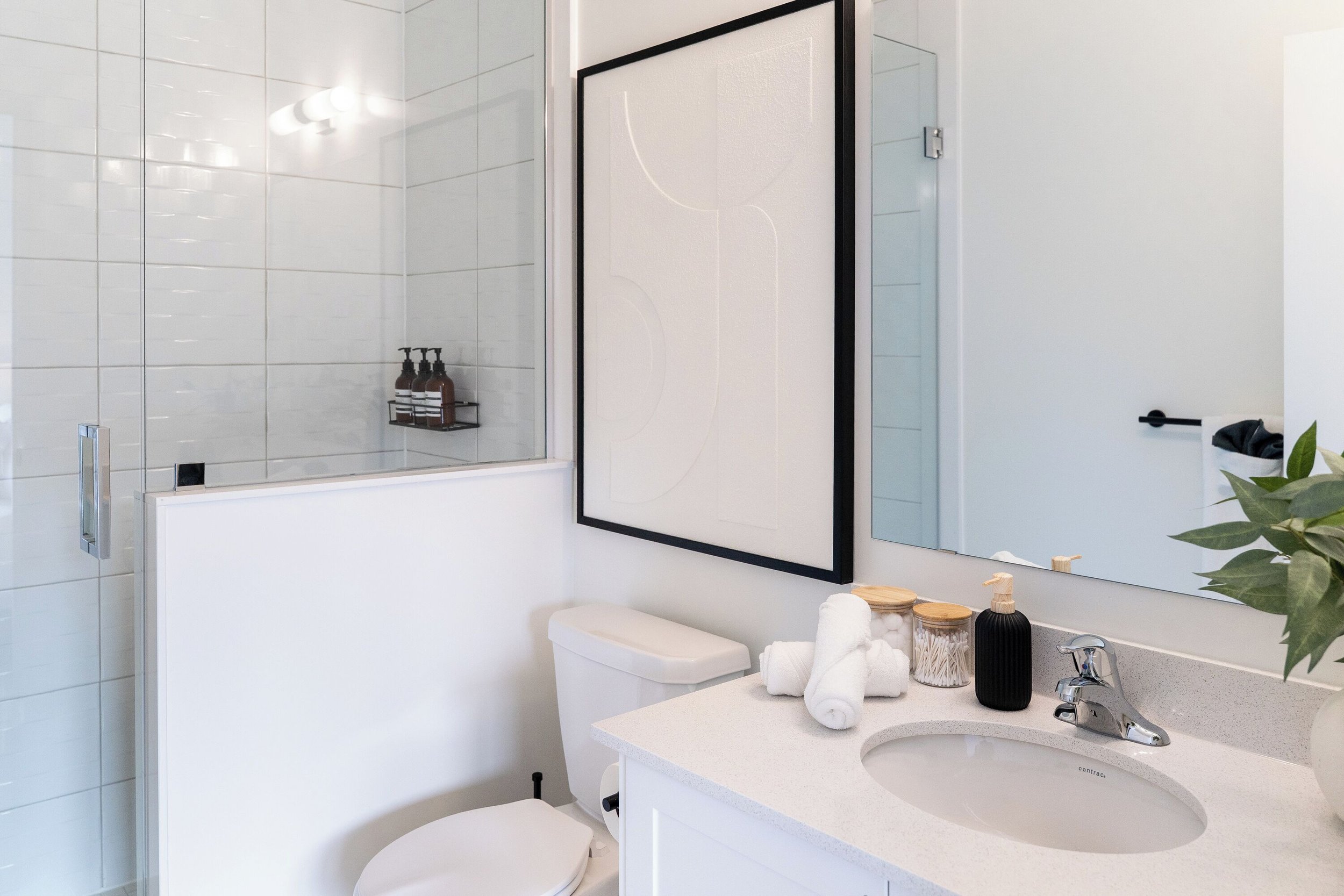 bathroom1.jpg