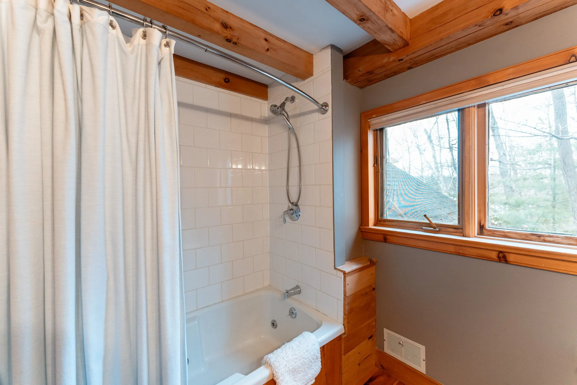 Master Bath 2.jpg