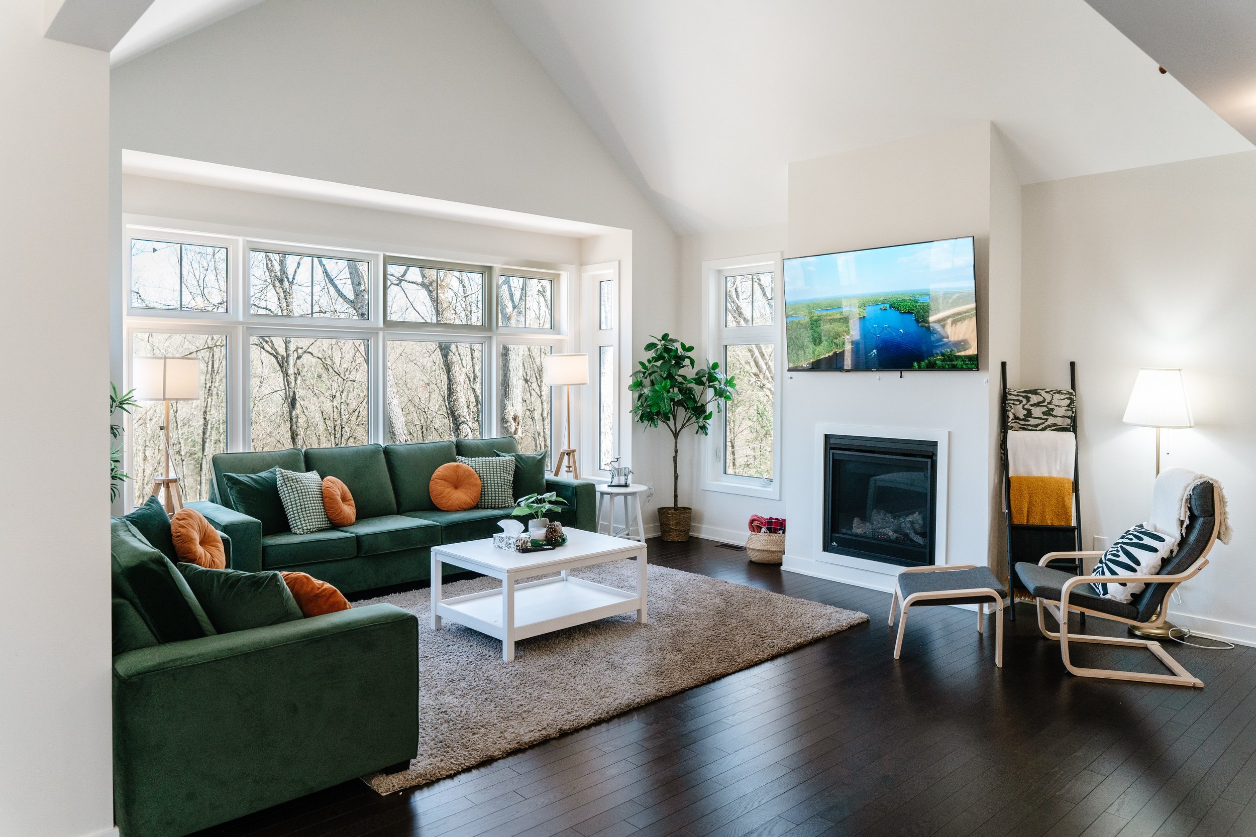 Hill Top Haven - Spring 2025-125.jpg