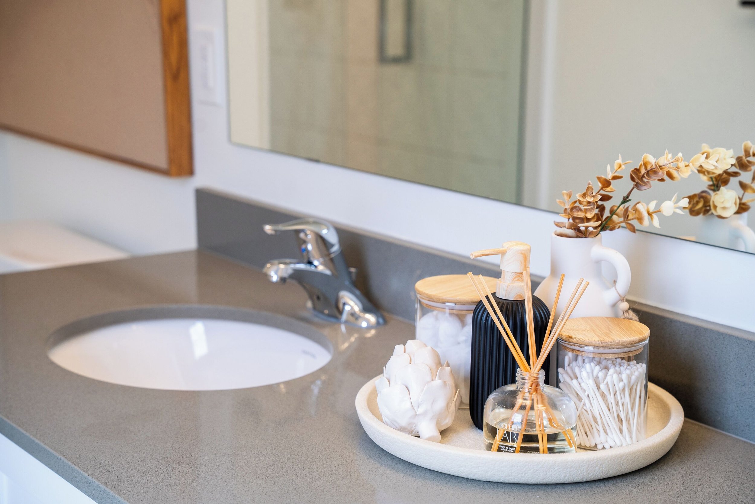 bathroom2_2.jpg