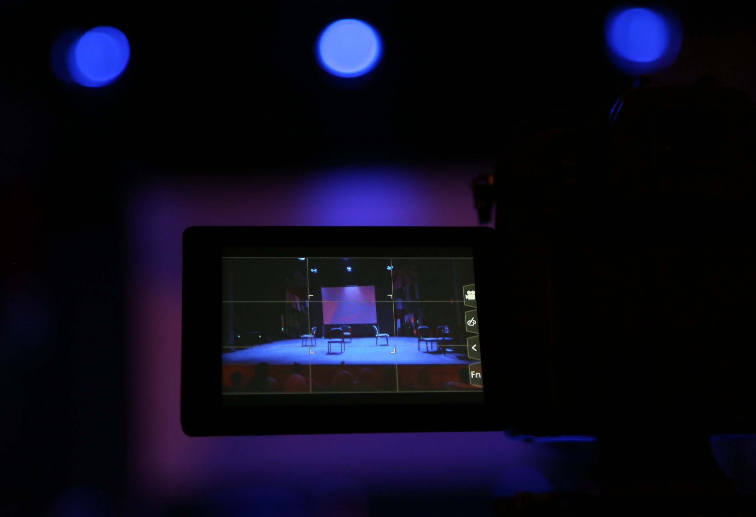 STAGE_USE.jpg