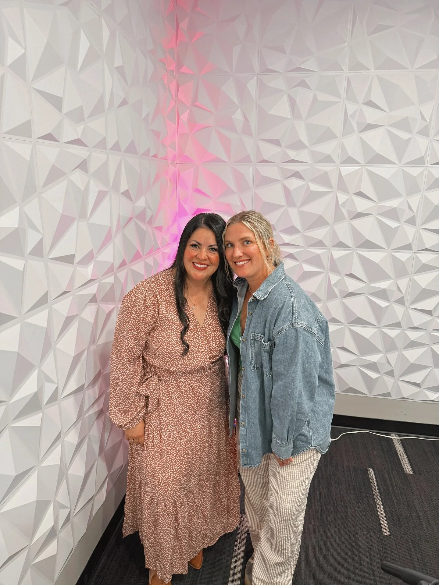 Anyone catch this month&rsquo;s episode of Behind the Business?! I sat down with Daisy of @wanderlee_adventures to hear about her recent travels and how you can utilize her services for your benefit!