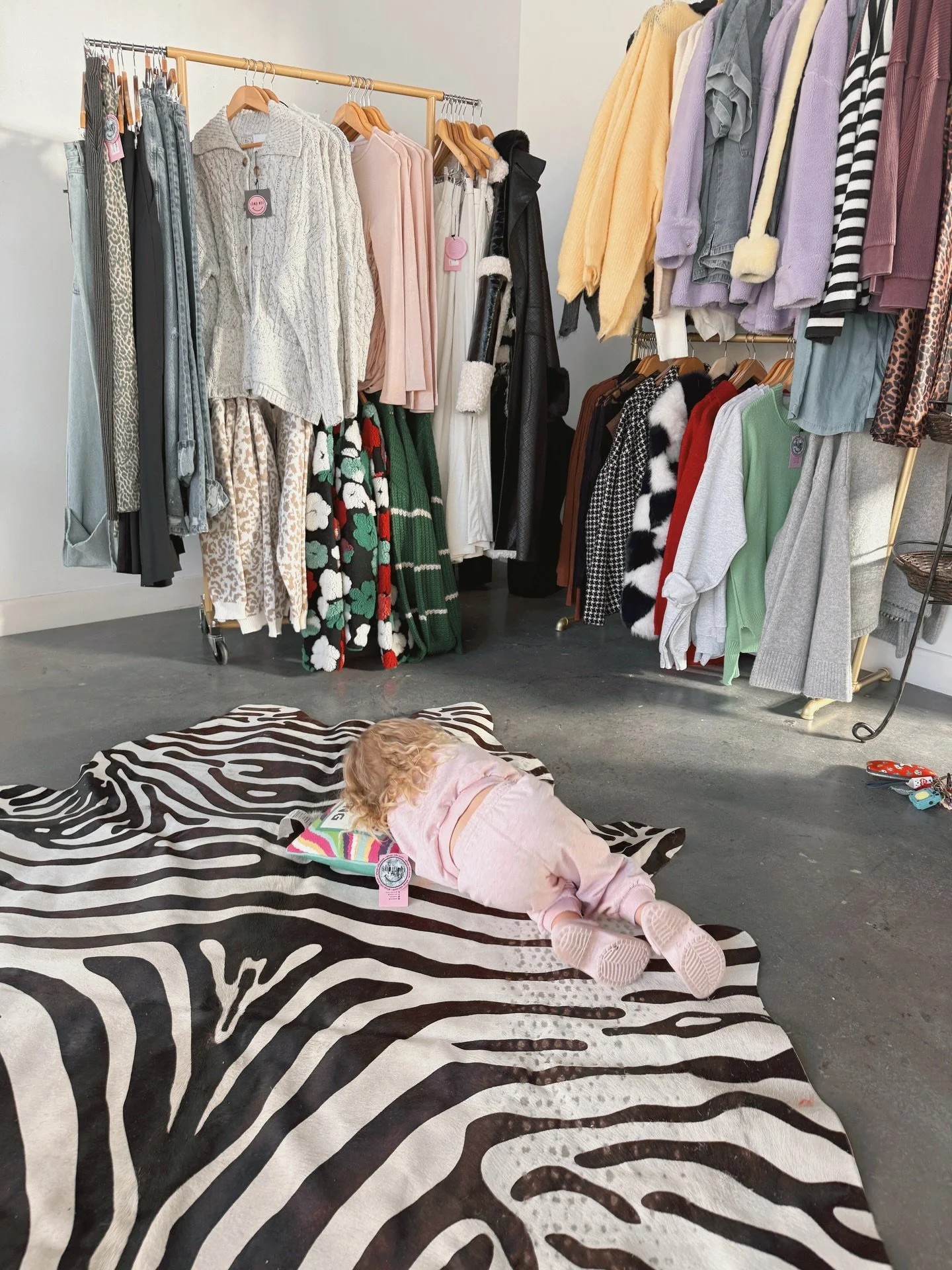 Happy Thanksgiving! 🦃. Grateful for my family &amp; work and the mingle/mix of it alllllll!