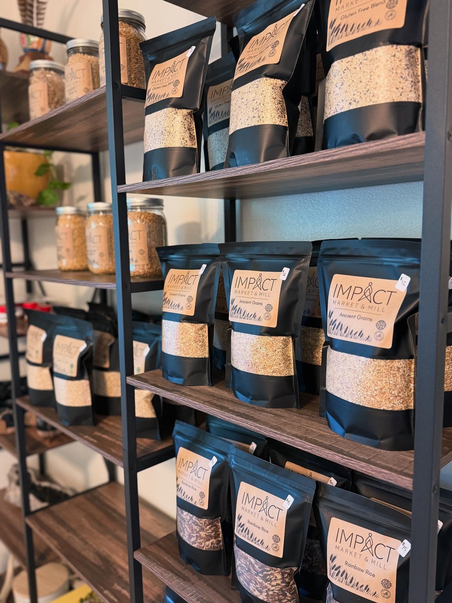 Getting things stocked and ready for Saturday! Fresh flour, grains, and all the good stuff will be out for the open house! Can’t wait to see you there ๐ค๐พ
#wholegrain #eatclosetotheearth #impactthecultureofwellness #eatrealfood #wholegrain #g