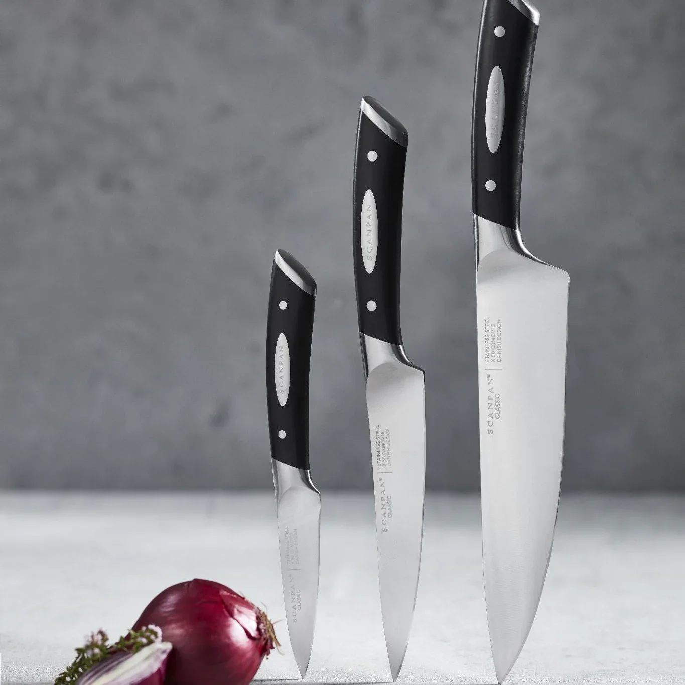scanpan-classic-knives-3pc-chef-set-thomasdarcey.webp