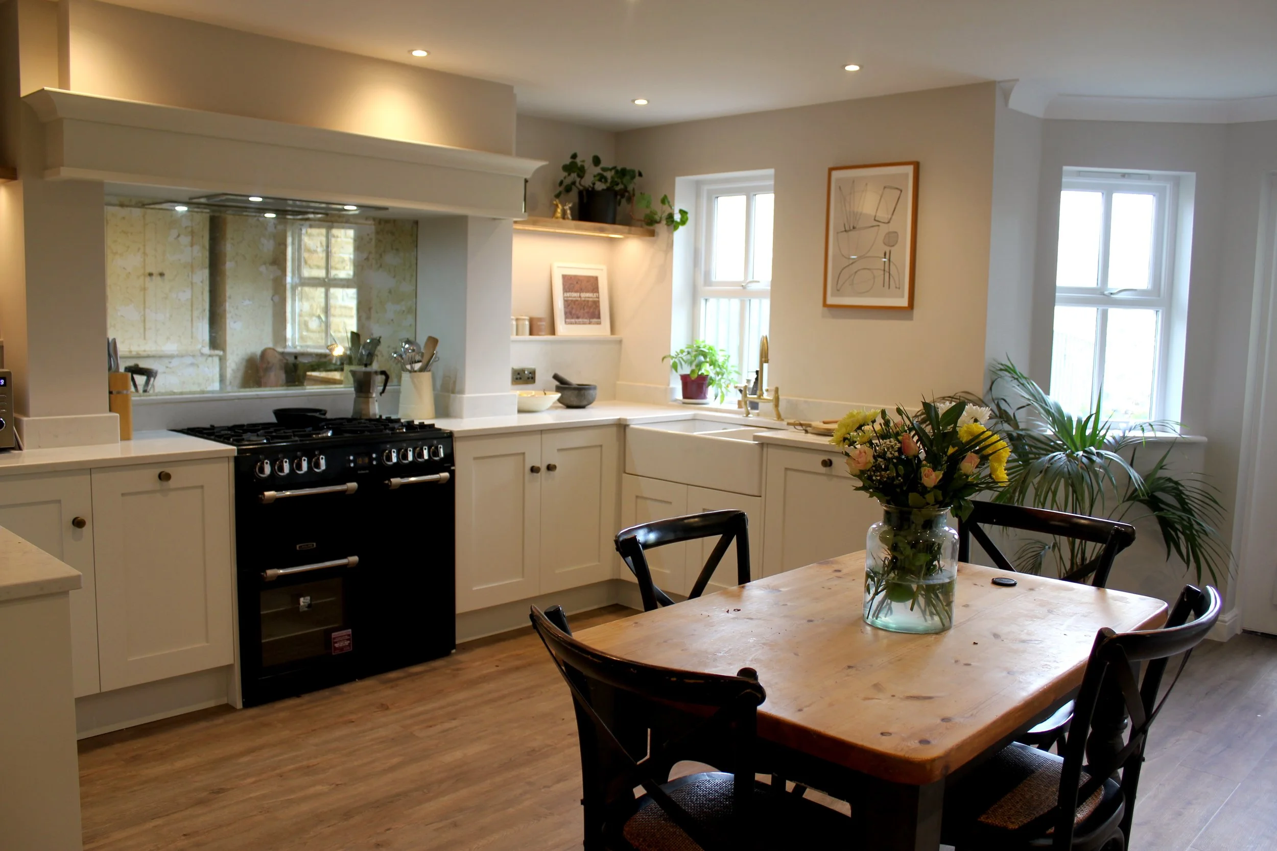 Central area - perfect for family dining