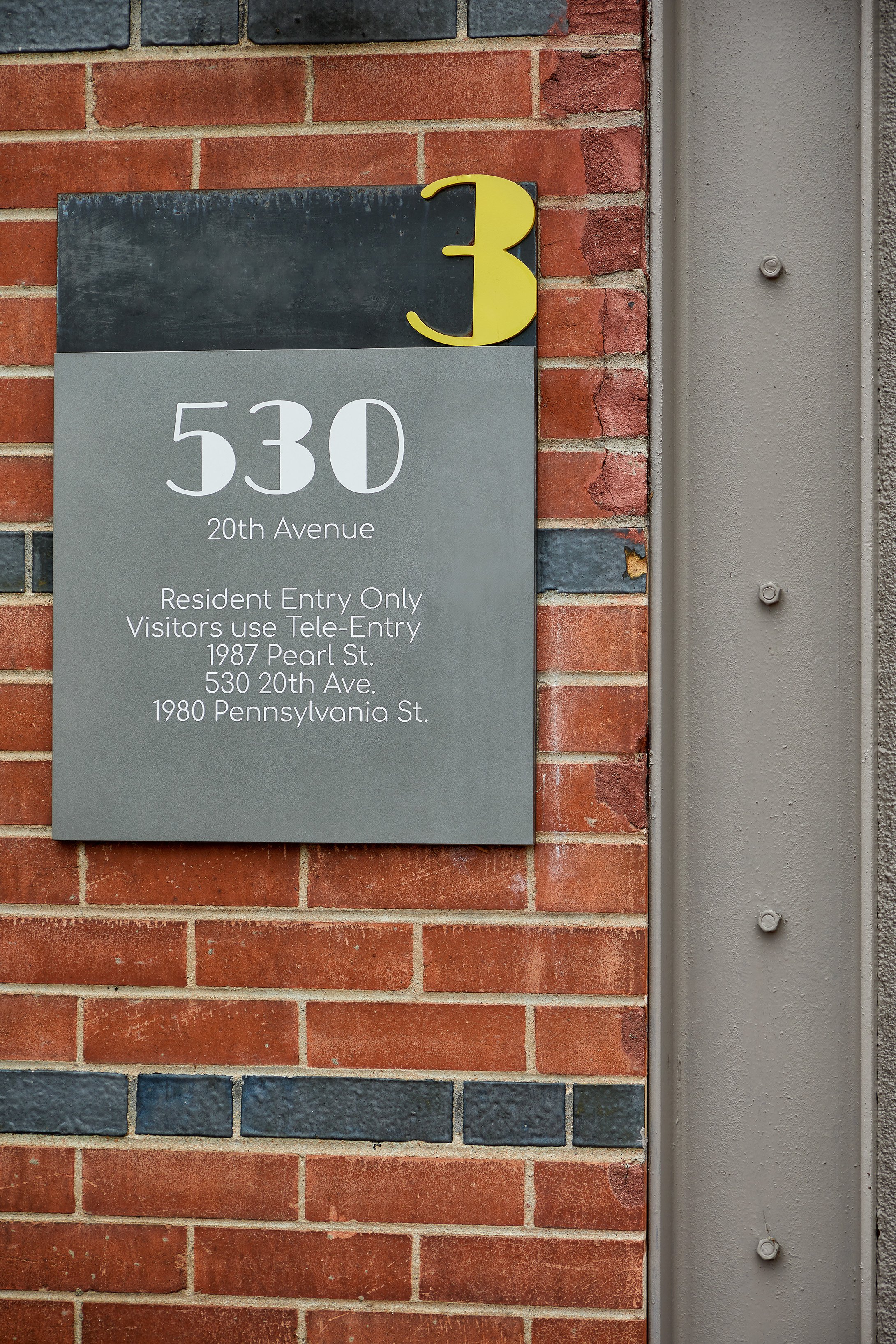 Uptown SQ_8394.jpg