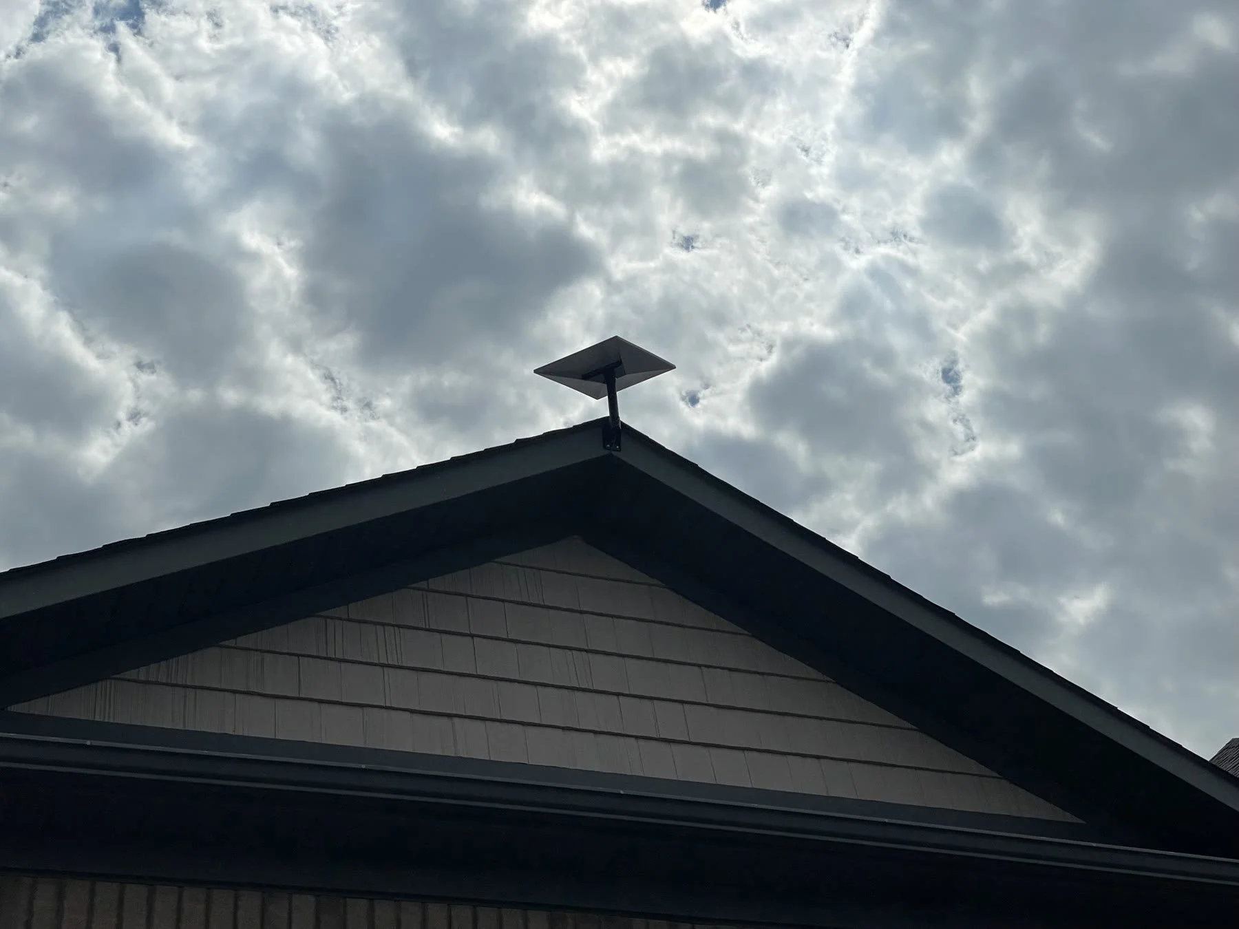 dish-gable.jpg